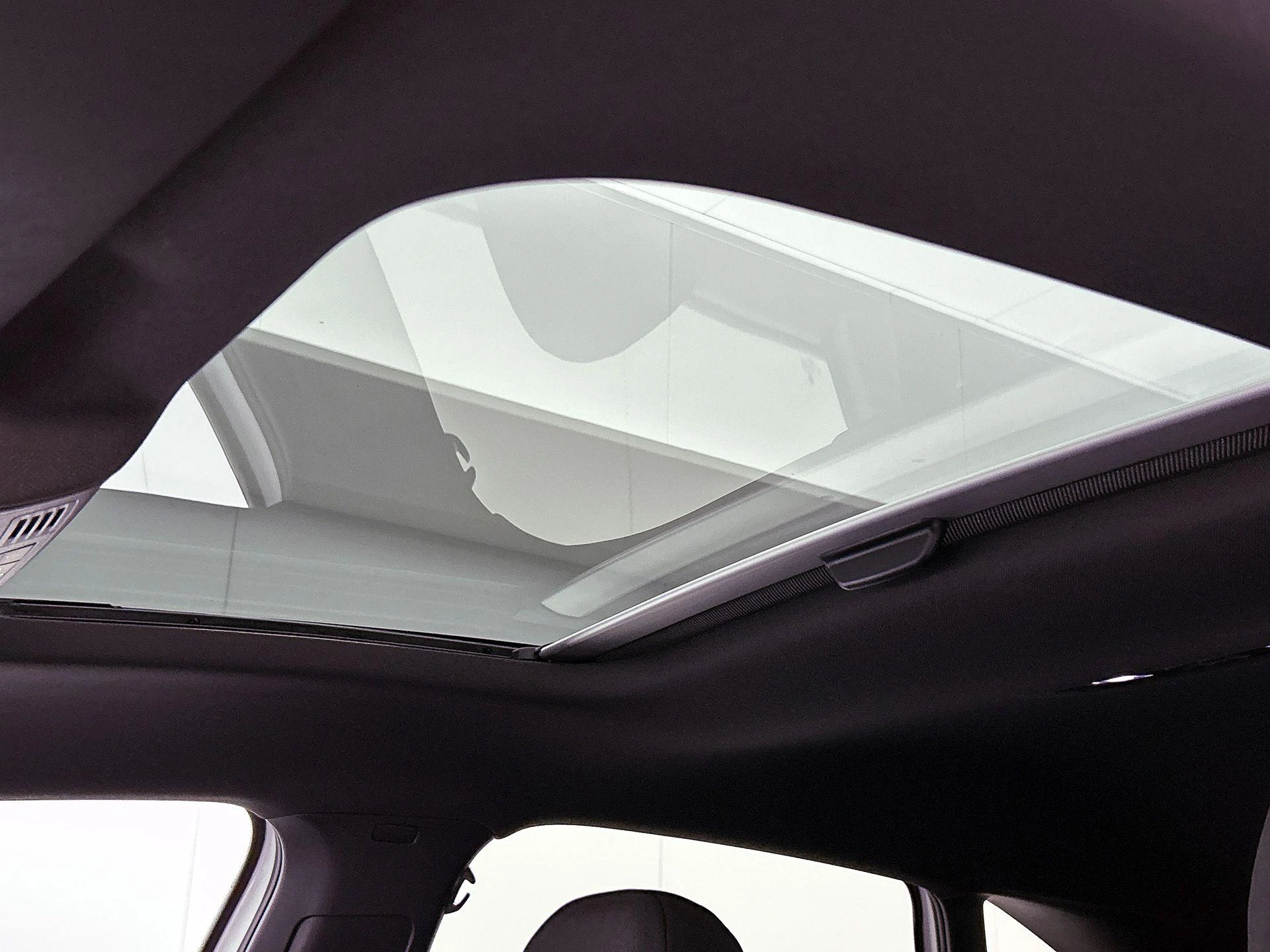 Volkswagen-Taigo-image-34