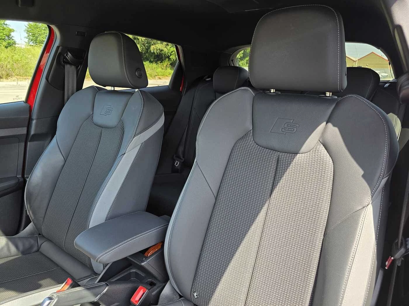 Audi-A1 Sportback-image-9