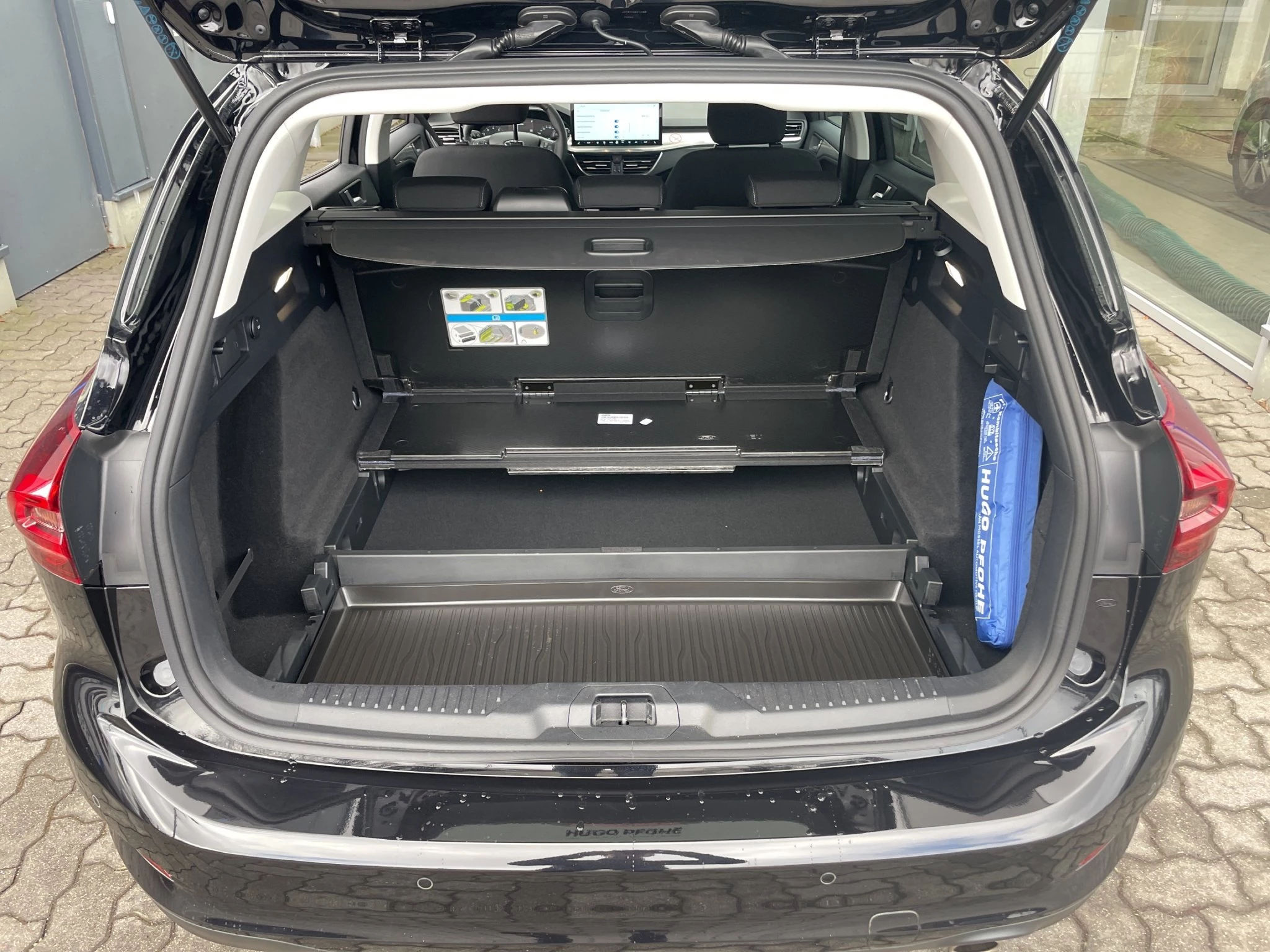 Ford Focus Turnier Titanium Edition NAV | ACC | KAM | GJR