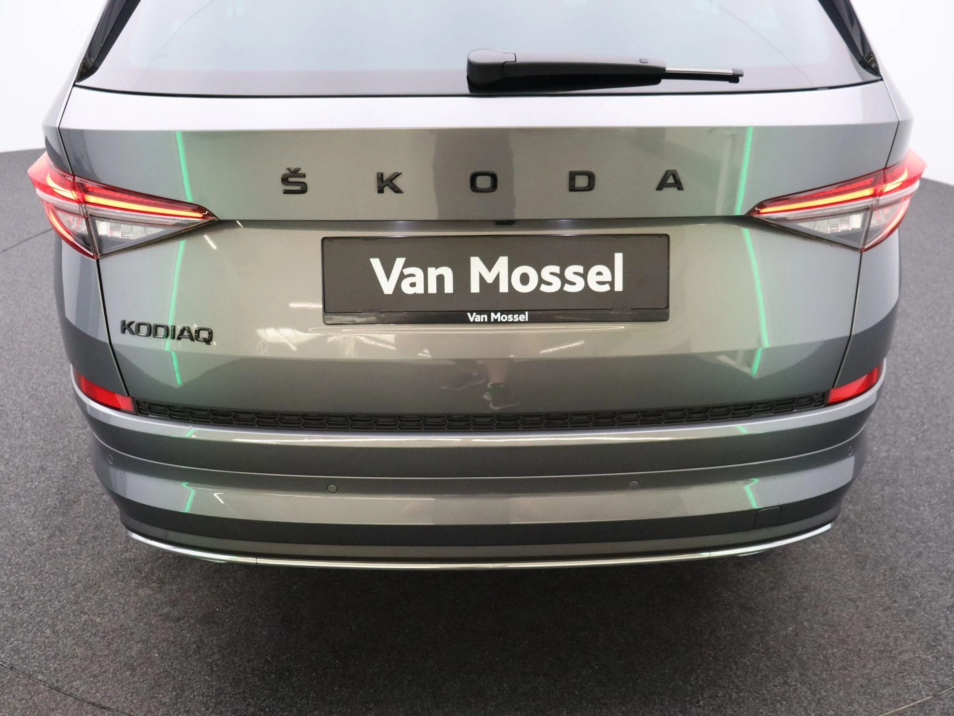 Škoda Kodiaq 1.5 TSI DSG Sportline + 5-ZIT + PANORAMISCH DAK + TREKHAAK +
