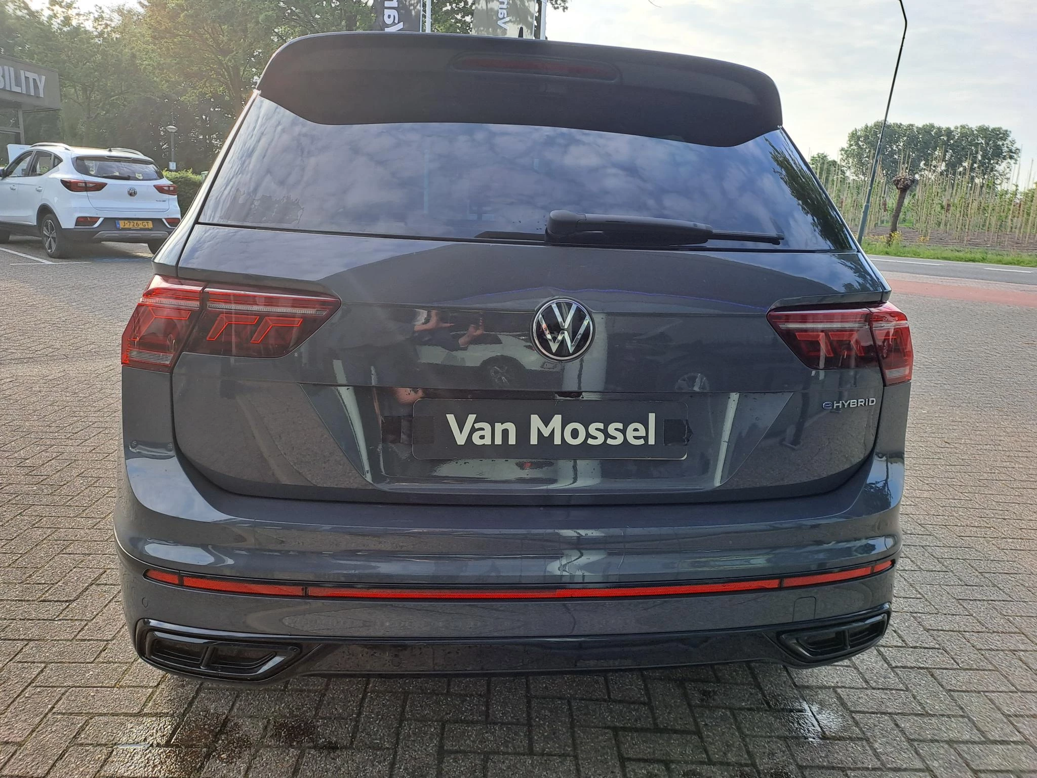 Volkswagen Tiguan 1.4 TSI eHybrid R-Line Business+