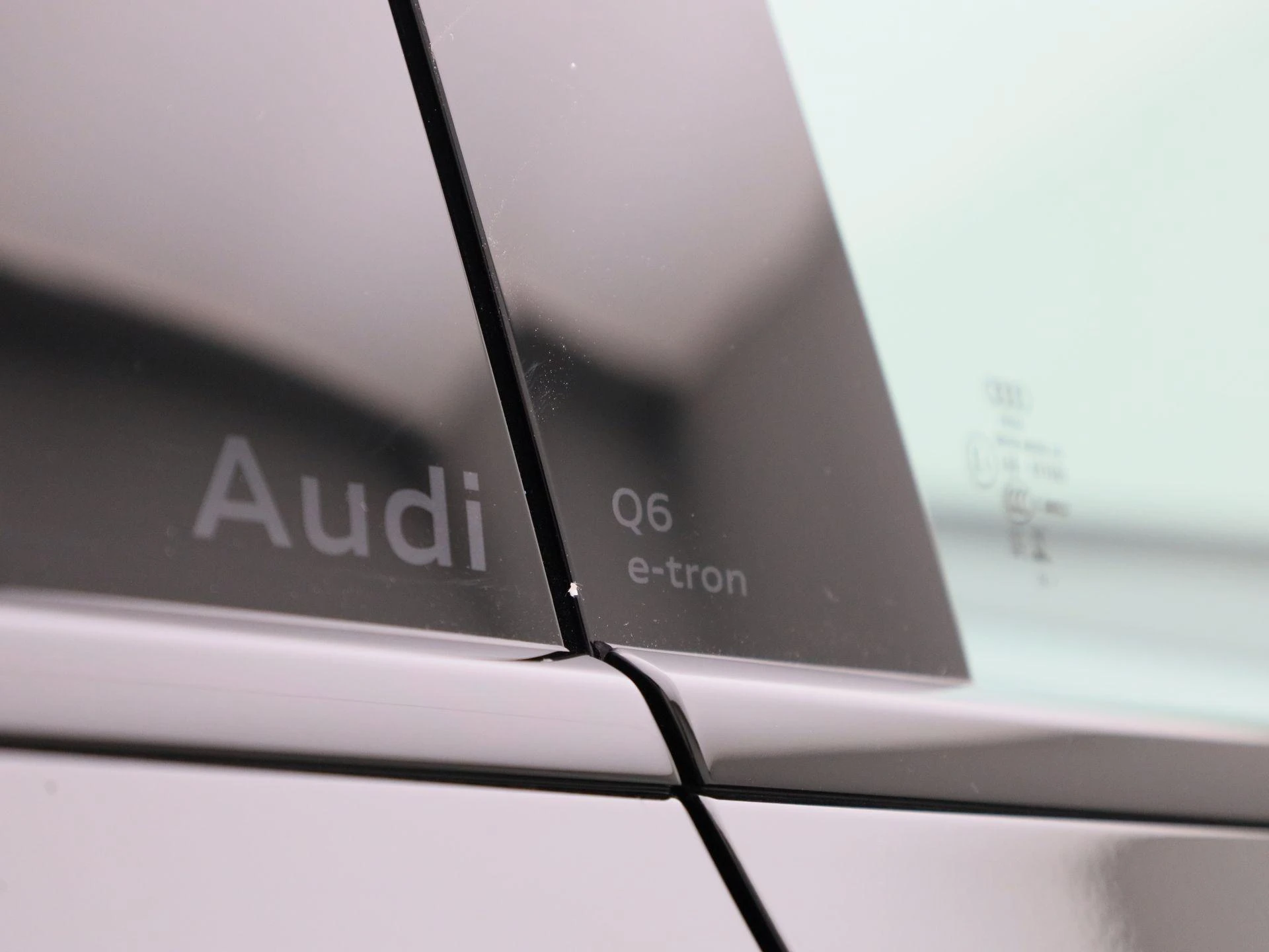 Audi-Q6 e-tron-image-44