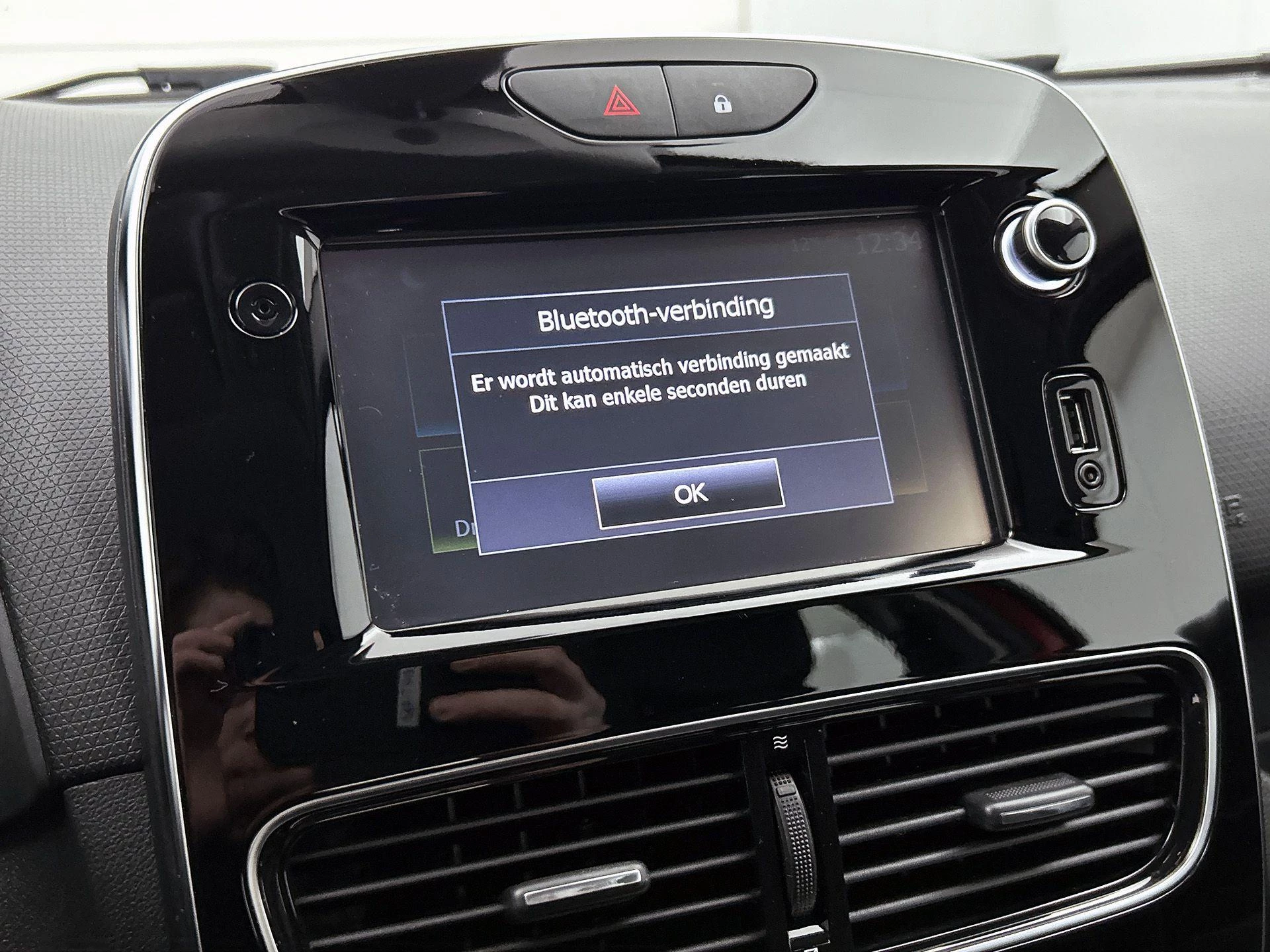 Renault-Clio-image-19