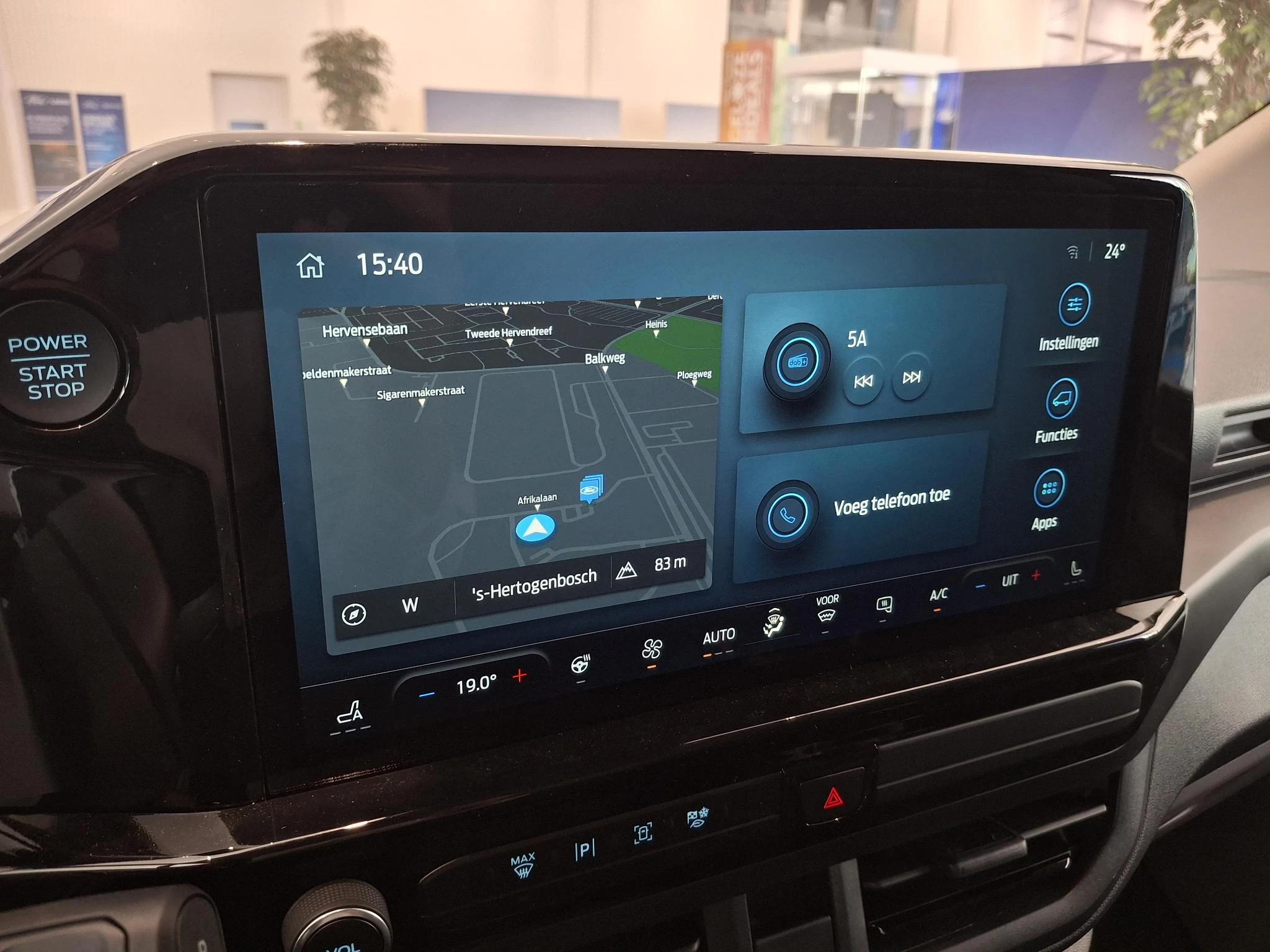 Ford-Transit Custom-image-12