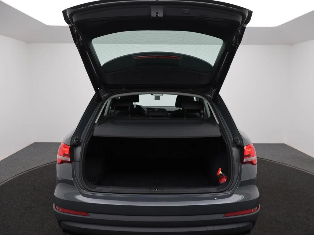 Audi-Q3-image-9