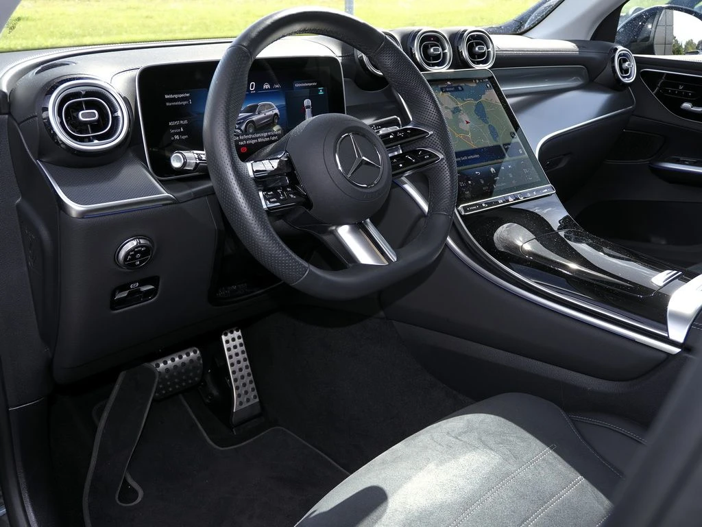 Mercedes-Benz-GLC 200-image-7