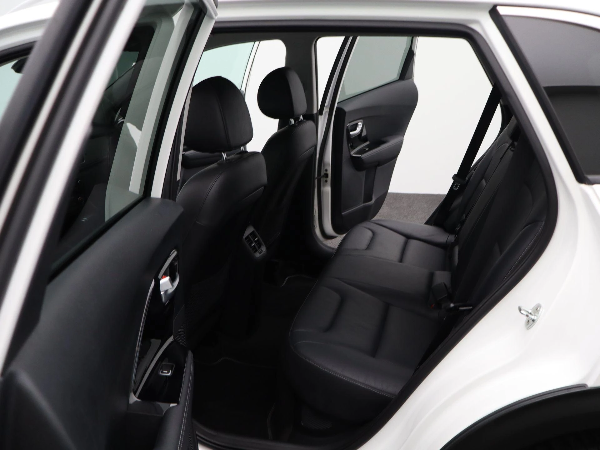 Kia-Niro-image-37