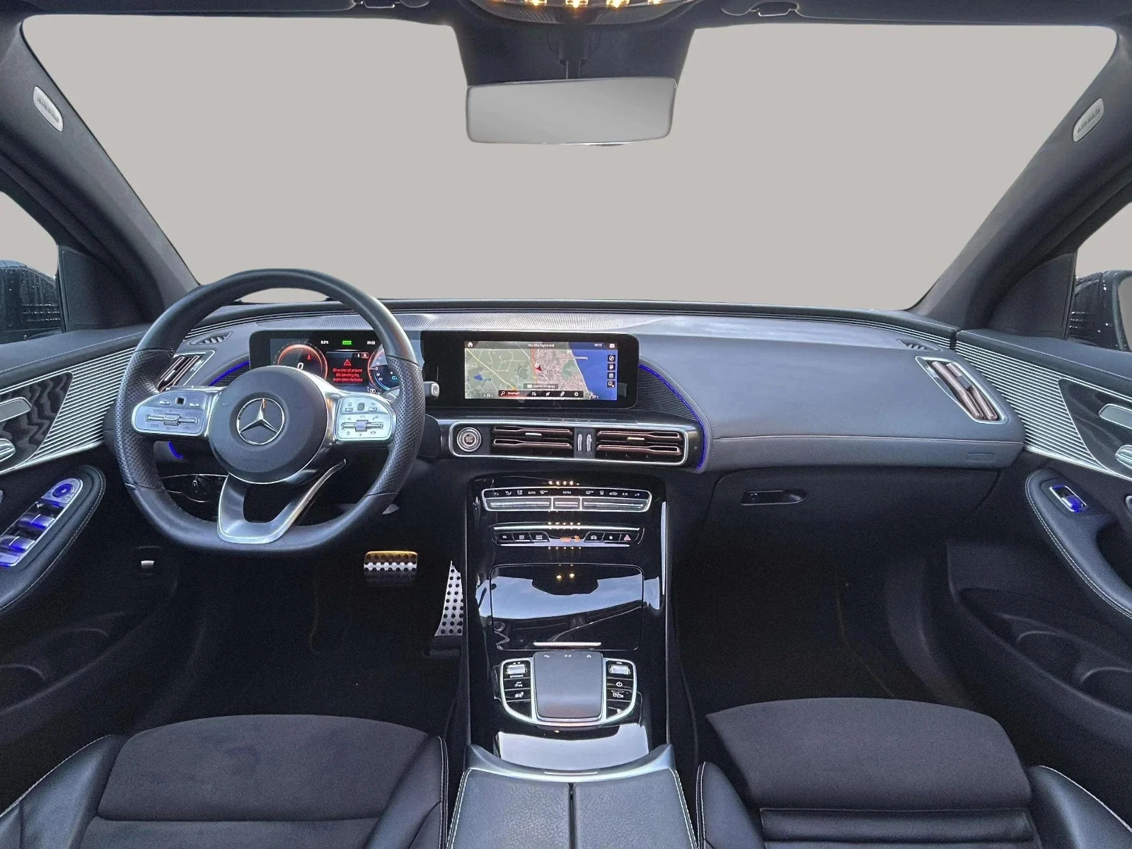 Mercedes-Benz-EQC-image-14