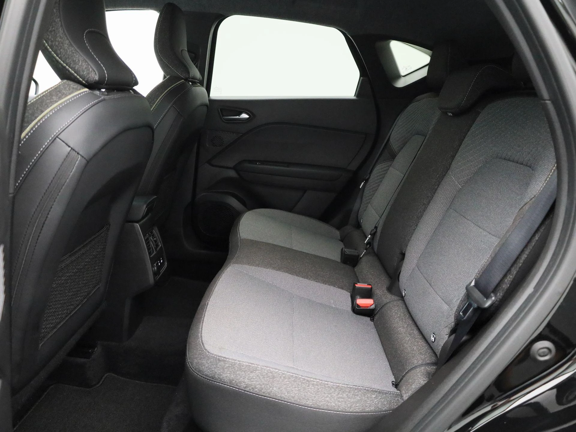Renault-Captur-image-10