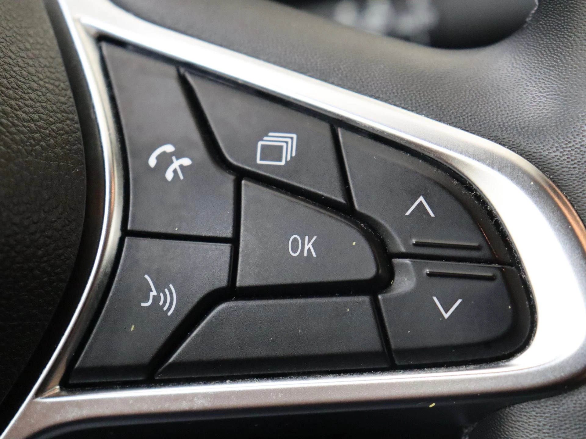 Renault-Captur-image-17