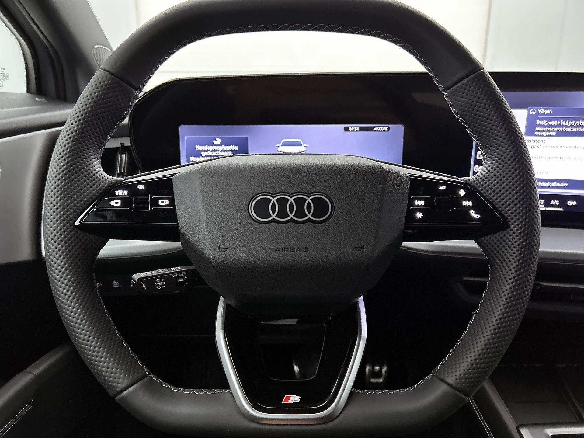 Audi-Q4 e-tron-image-31