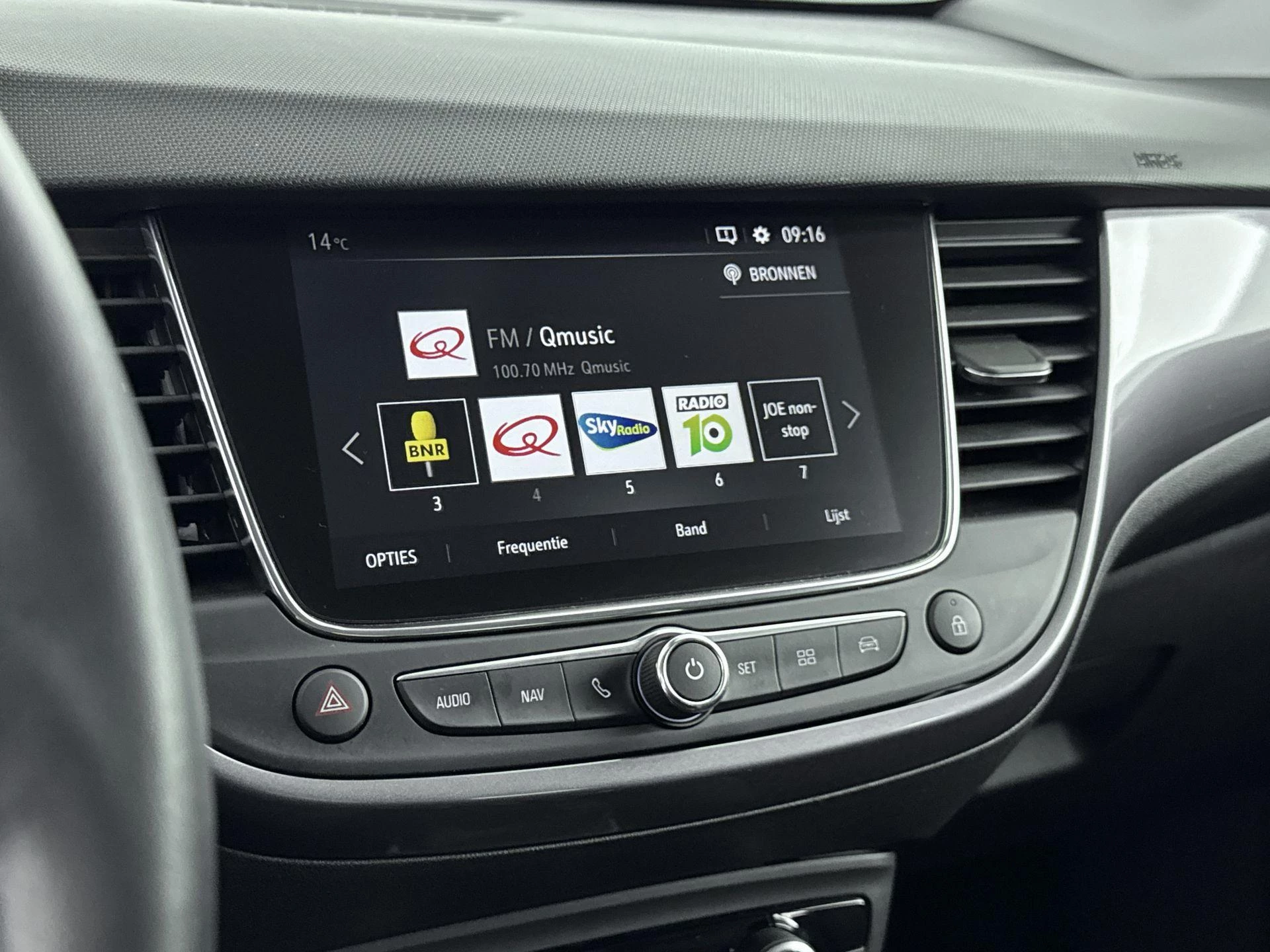 Opel-Crossland X-image-8