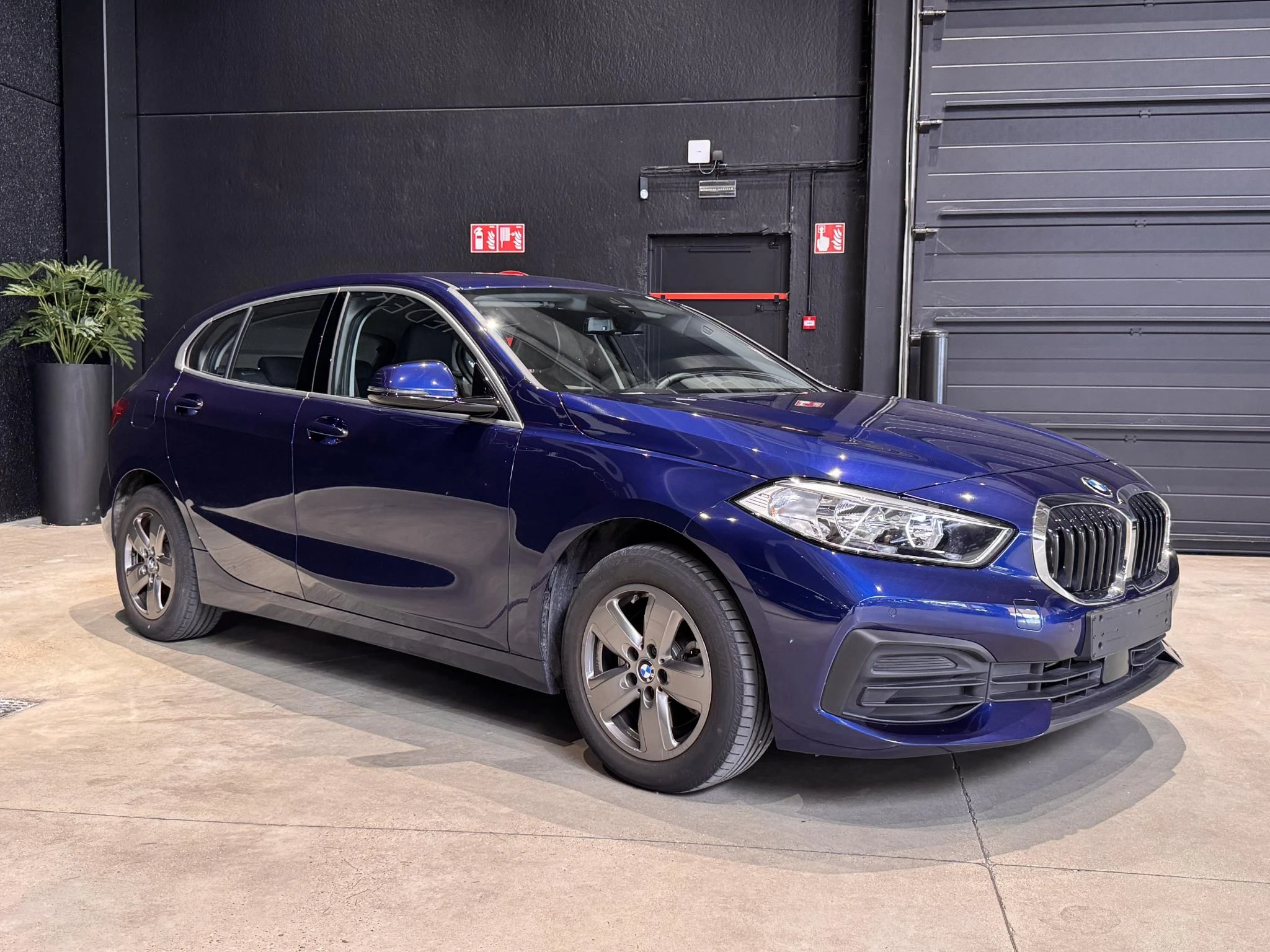 BMW Série 1 Hatch 118iA (103 kW)