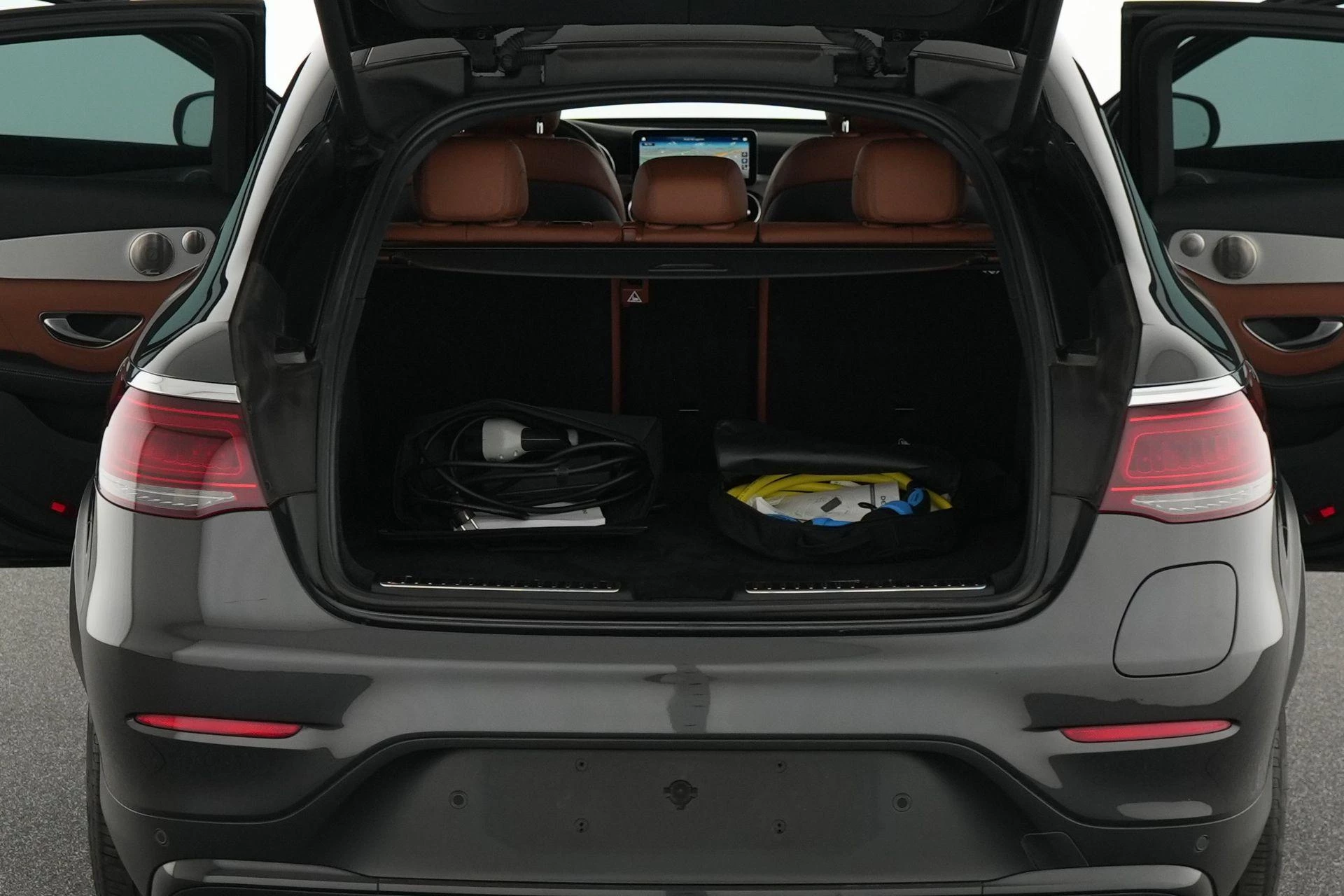 Mercedes-Benz GLC 300de Coupé AMG Line + LEDER + CARPLAY + BURMESTER +