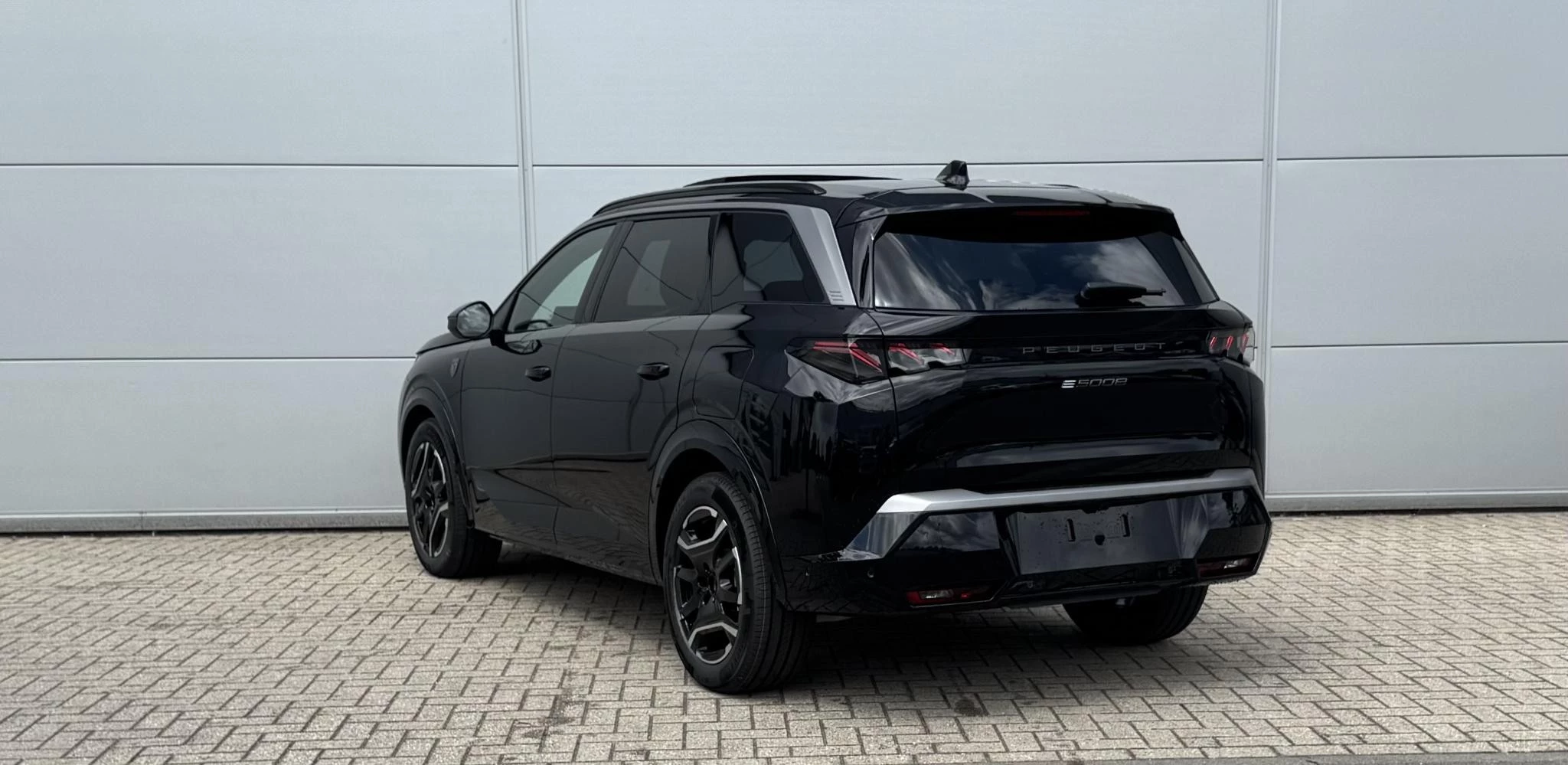 Peugeot e-5008 GT Avantage 73 kWh