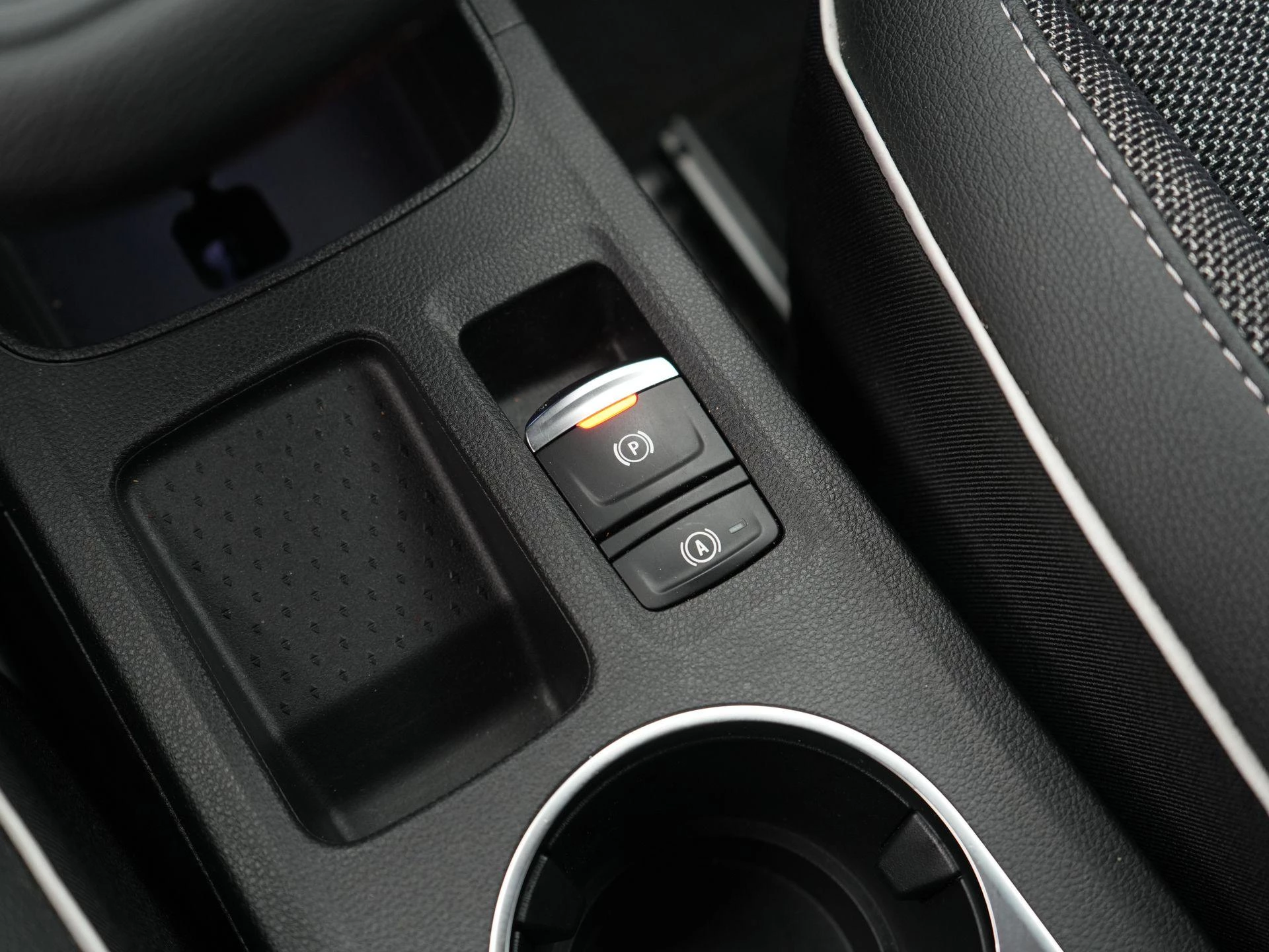 Renault Captur 1.6 E-Tech Plug-in Hybrid 160 Business