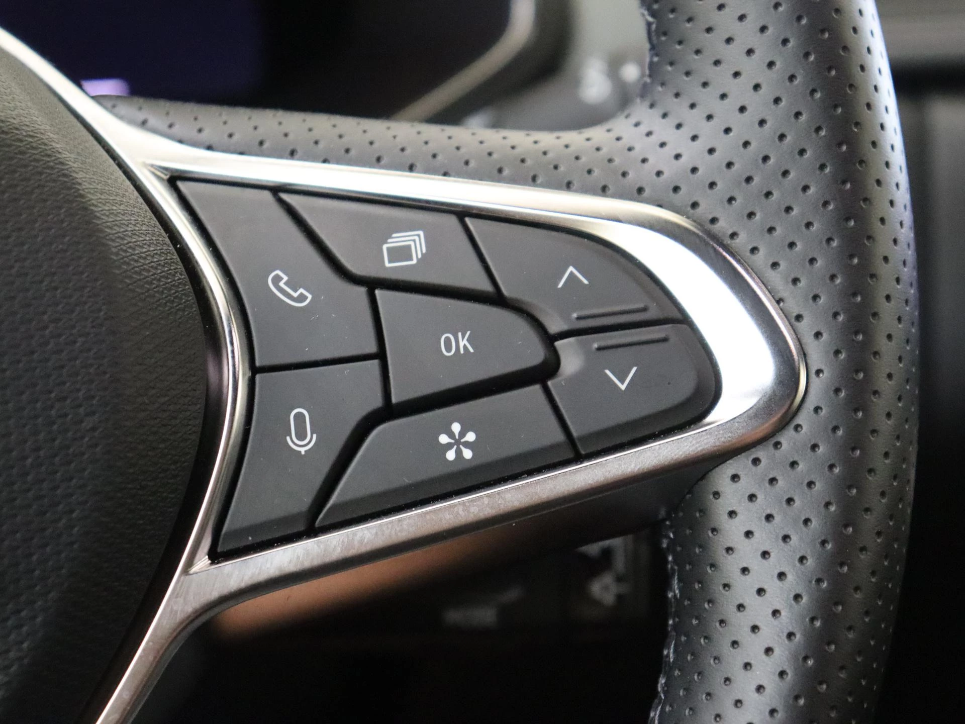 Renault-Captur-image-13