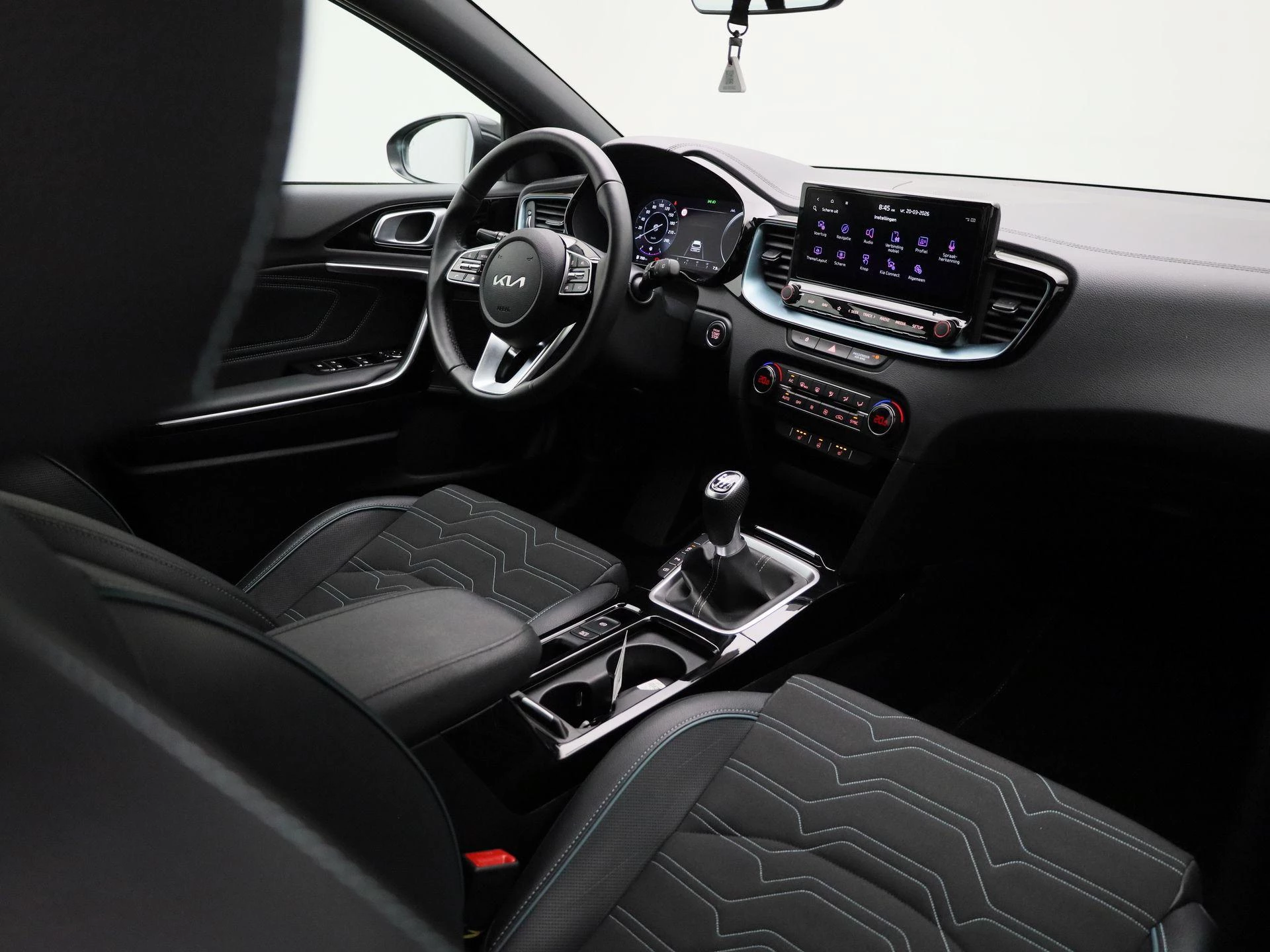 Kia-Ceed Sportswagon-image-37