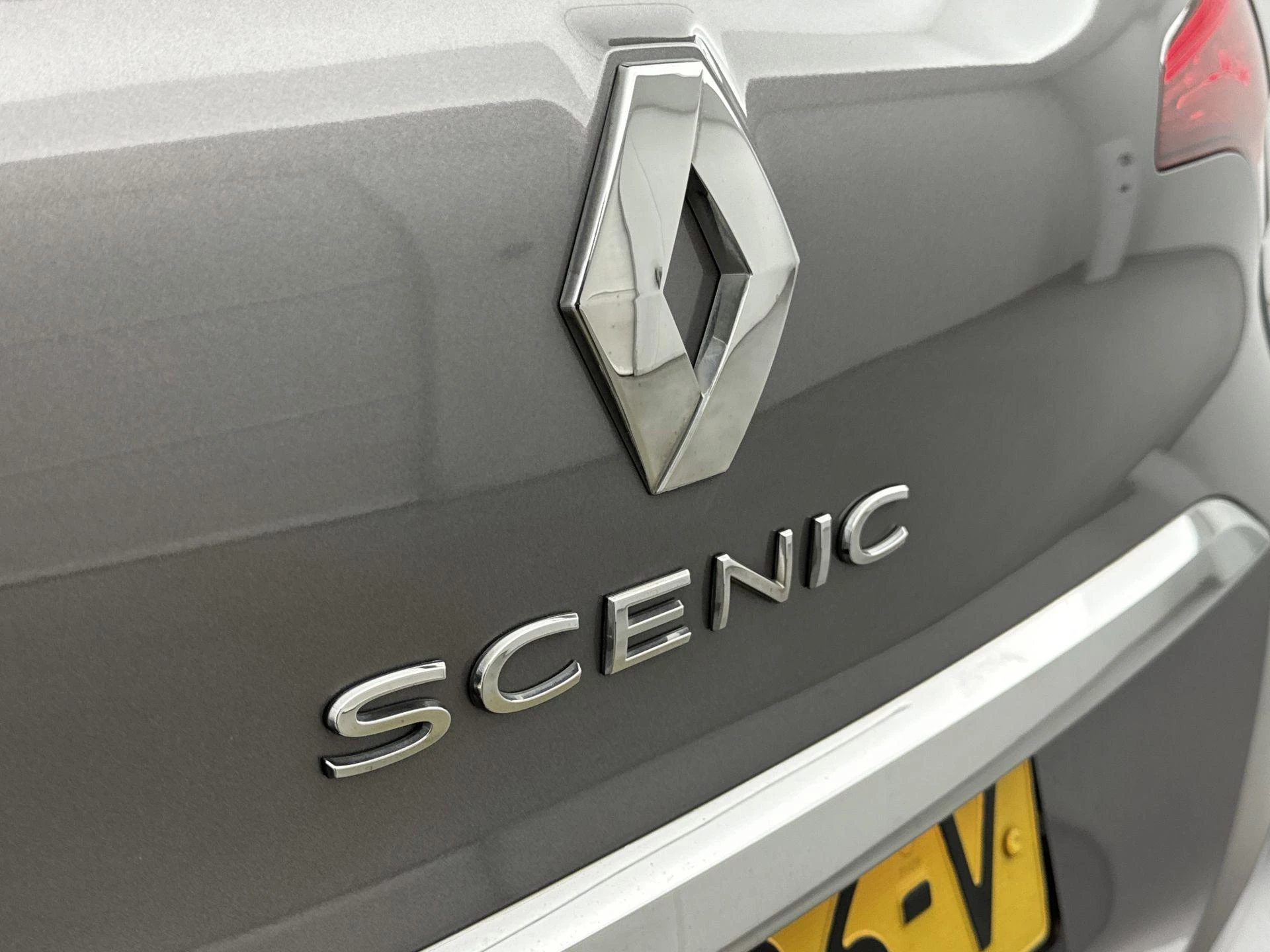 Renault-Scénic-image-13