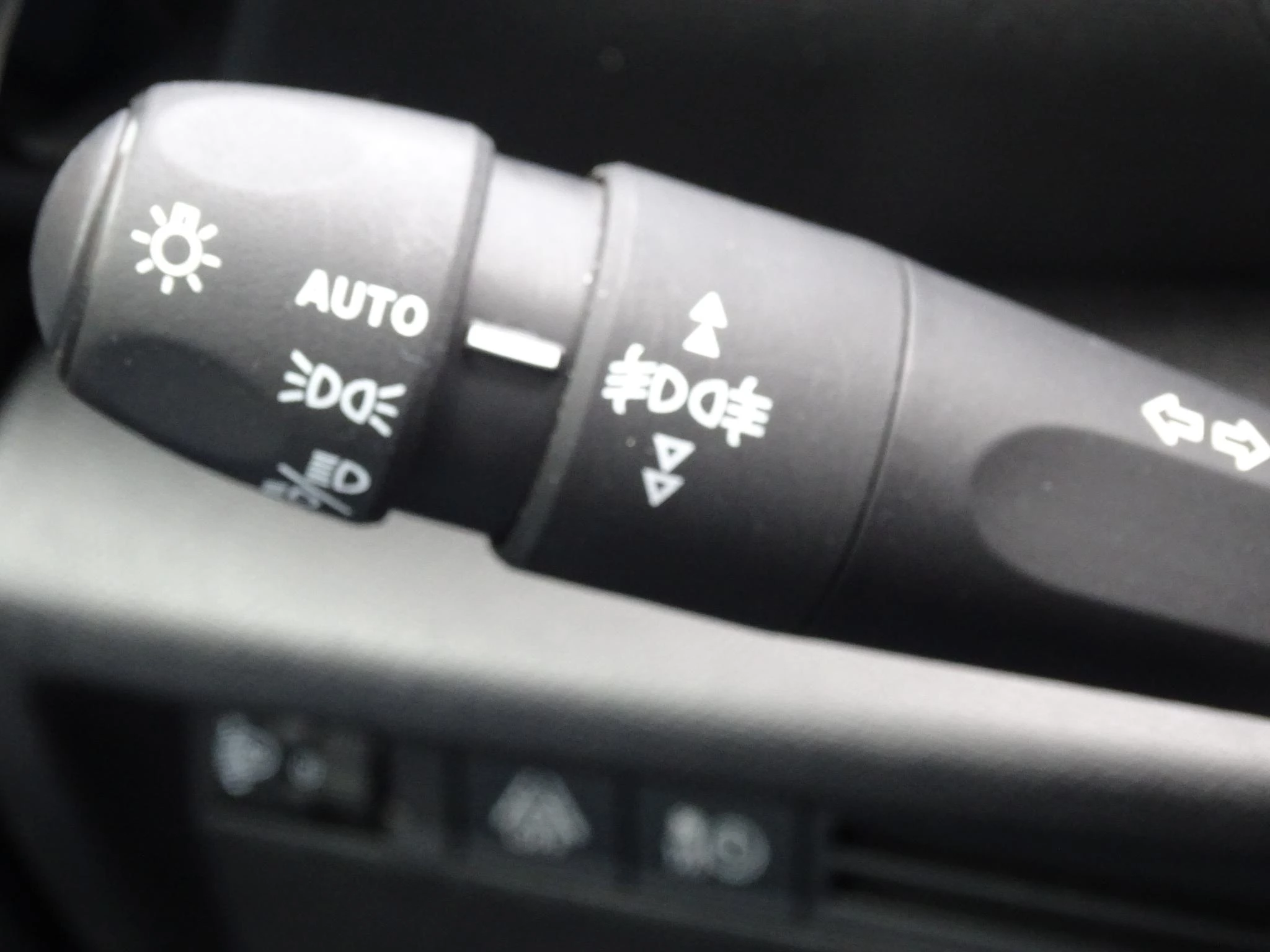 Citroën-ë-C4-image-24