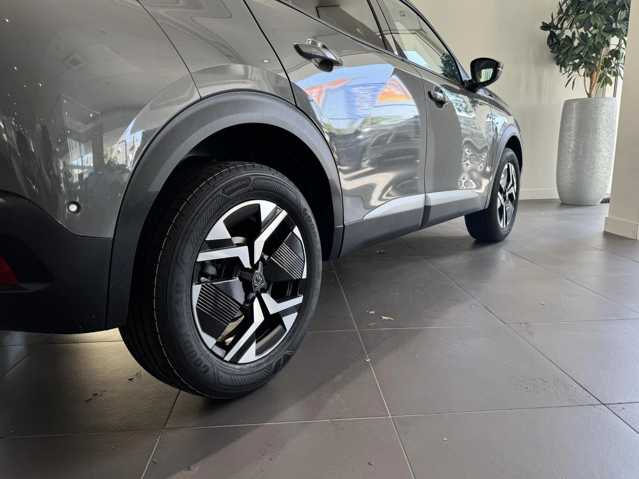 Peugeot-408-image-9