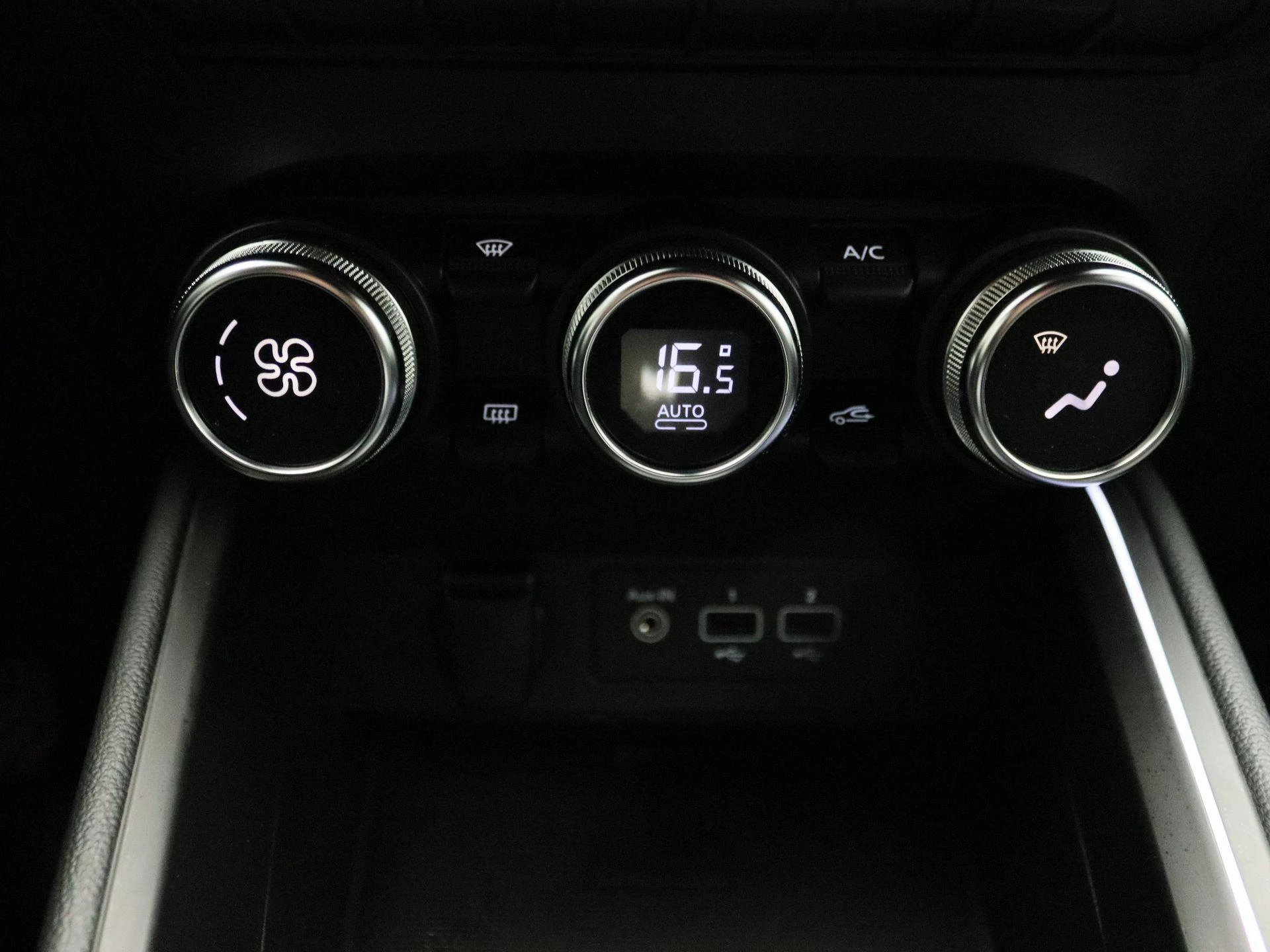 Renault-Clio-image-9