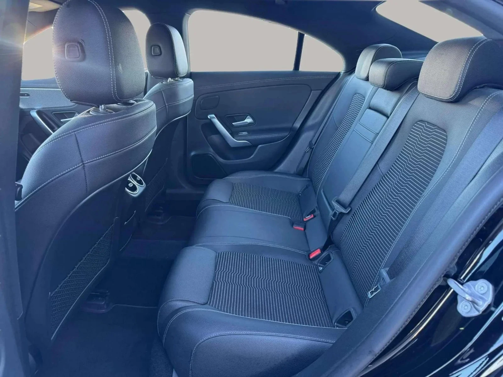Mercedes-Benz-CLA-image-10
