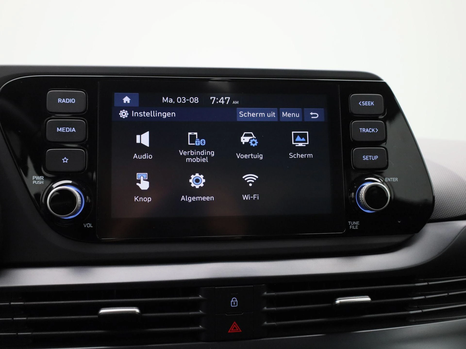 Hyundai-Bayon-image-18