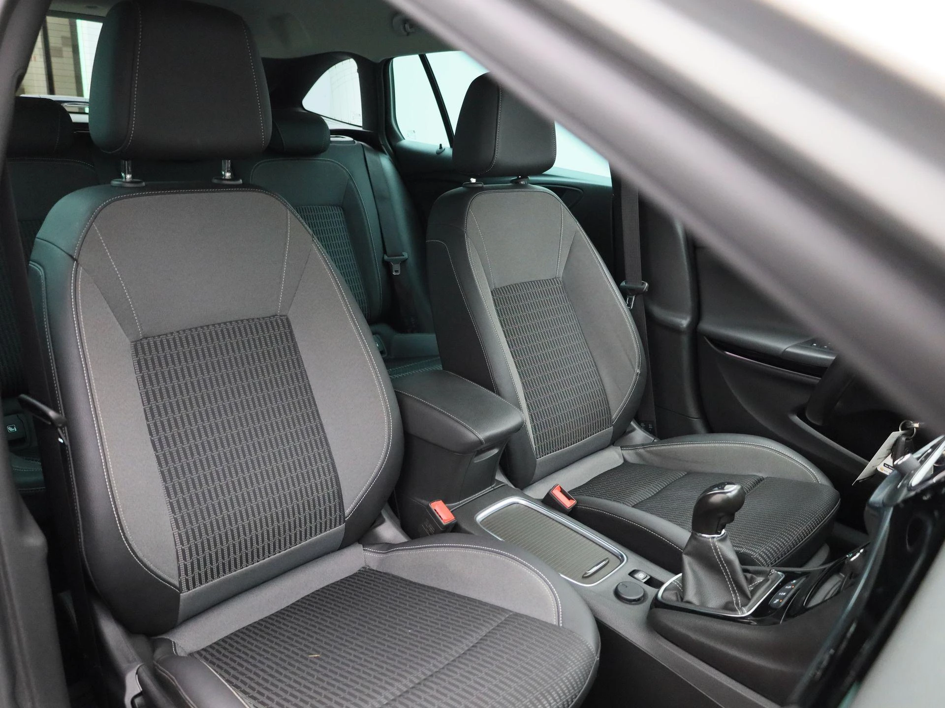 Opel-Astra-image-32