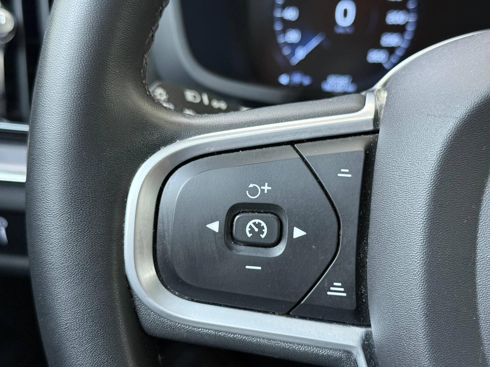 Volvo-V60-image-11