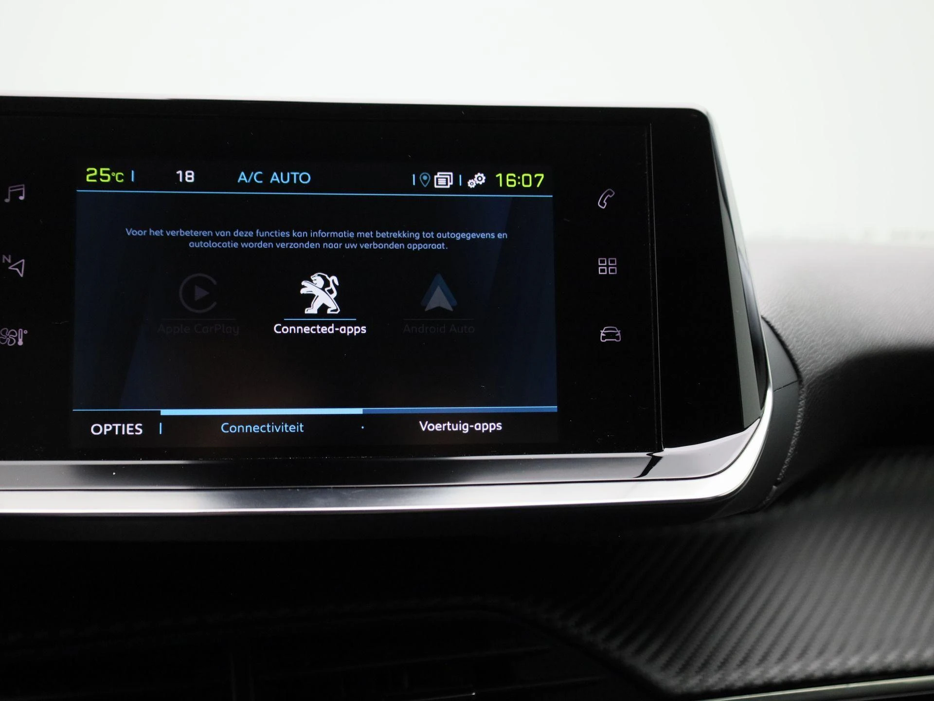 Peugeot-e-2008-image-26