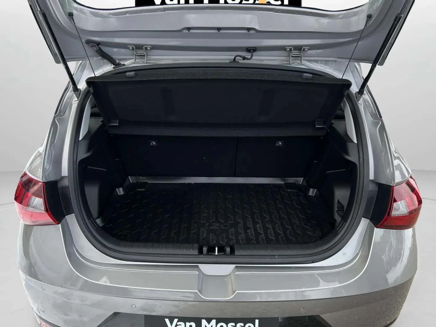 Hyundai-i20-image-18