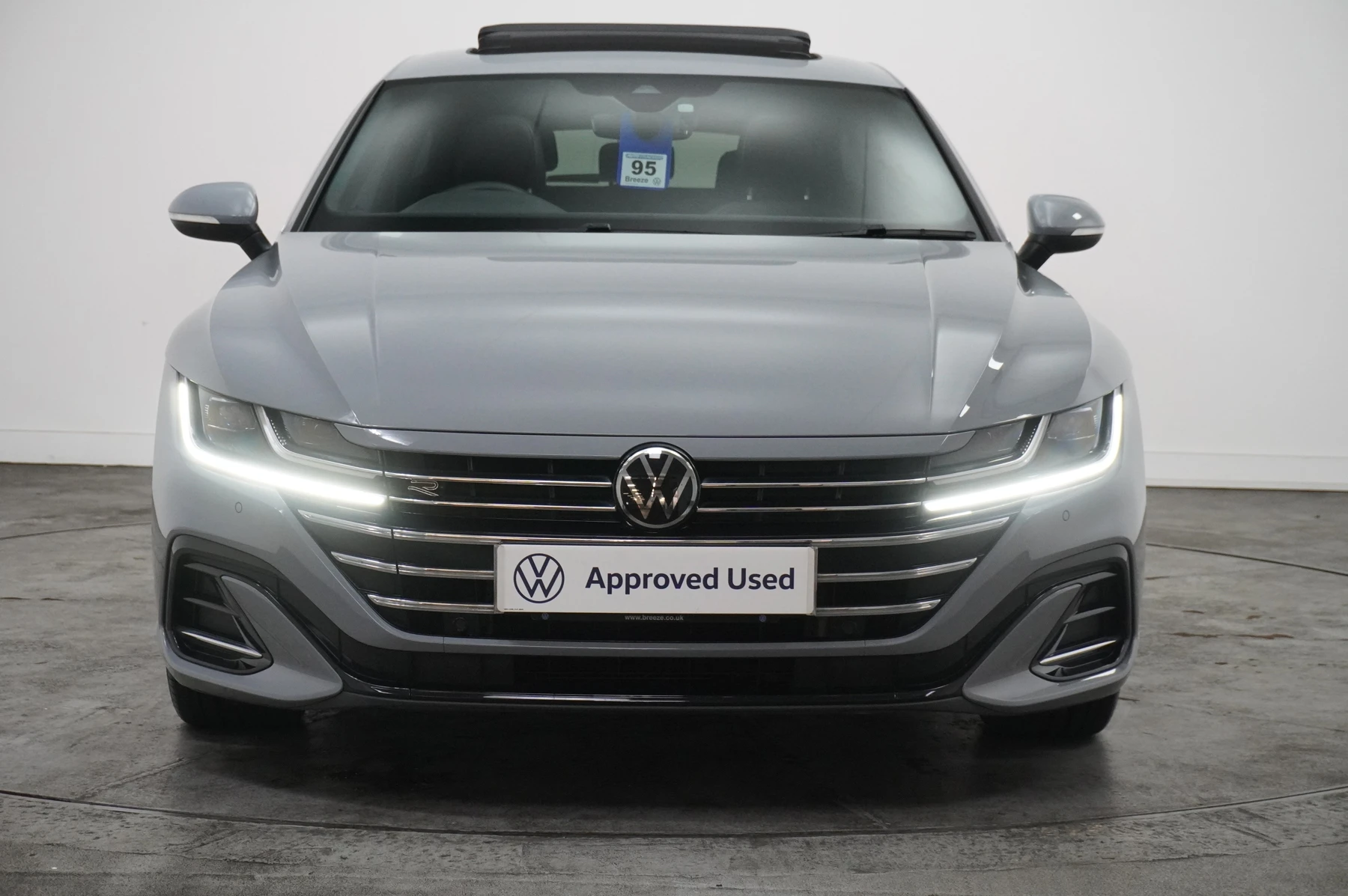 Volkswagen-Arteon-image-6