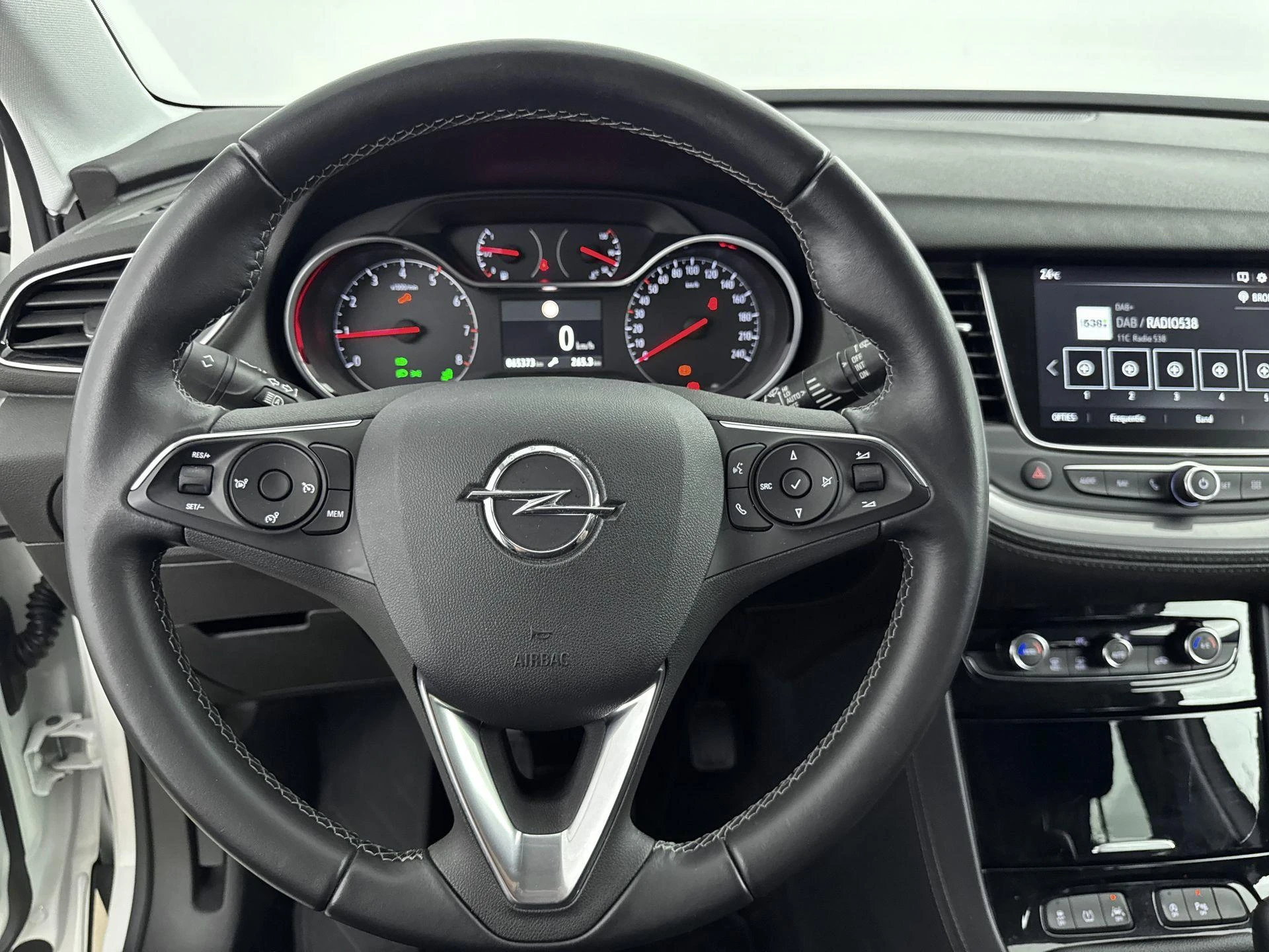 Opel-Grandland X-image-24