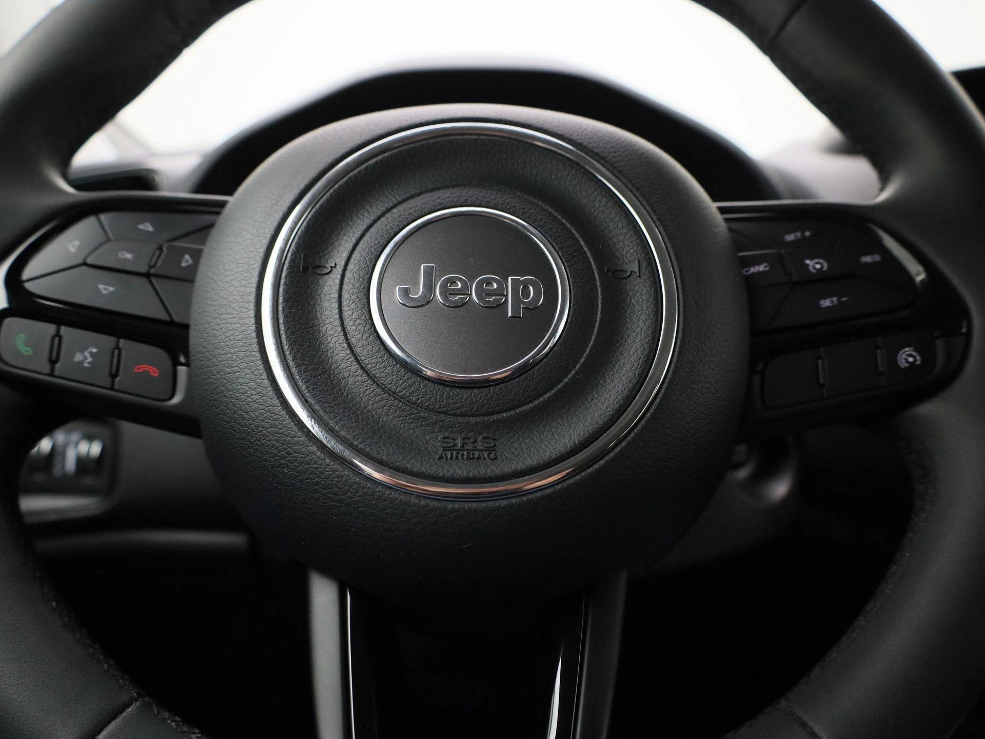 Jeep-Renegade-image-28