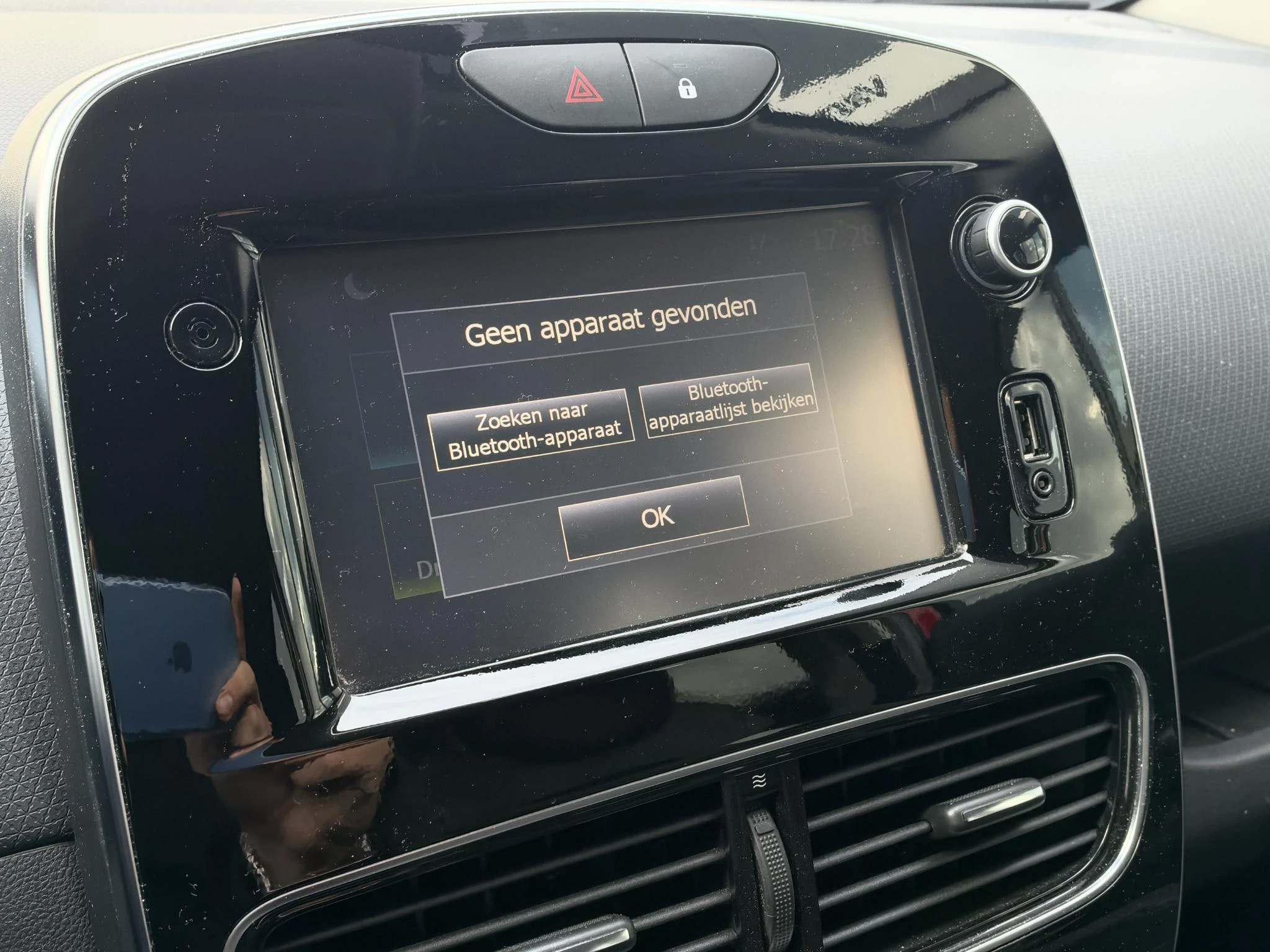 Renault-Clio-image-5