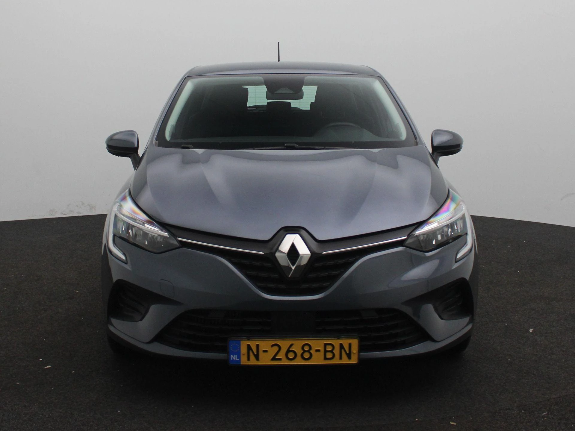 Renault-Clio-image-2