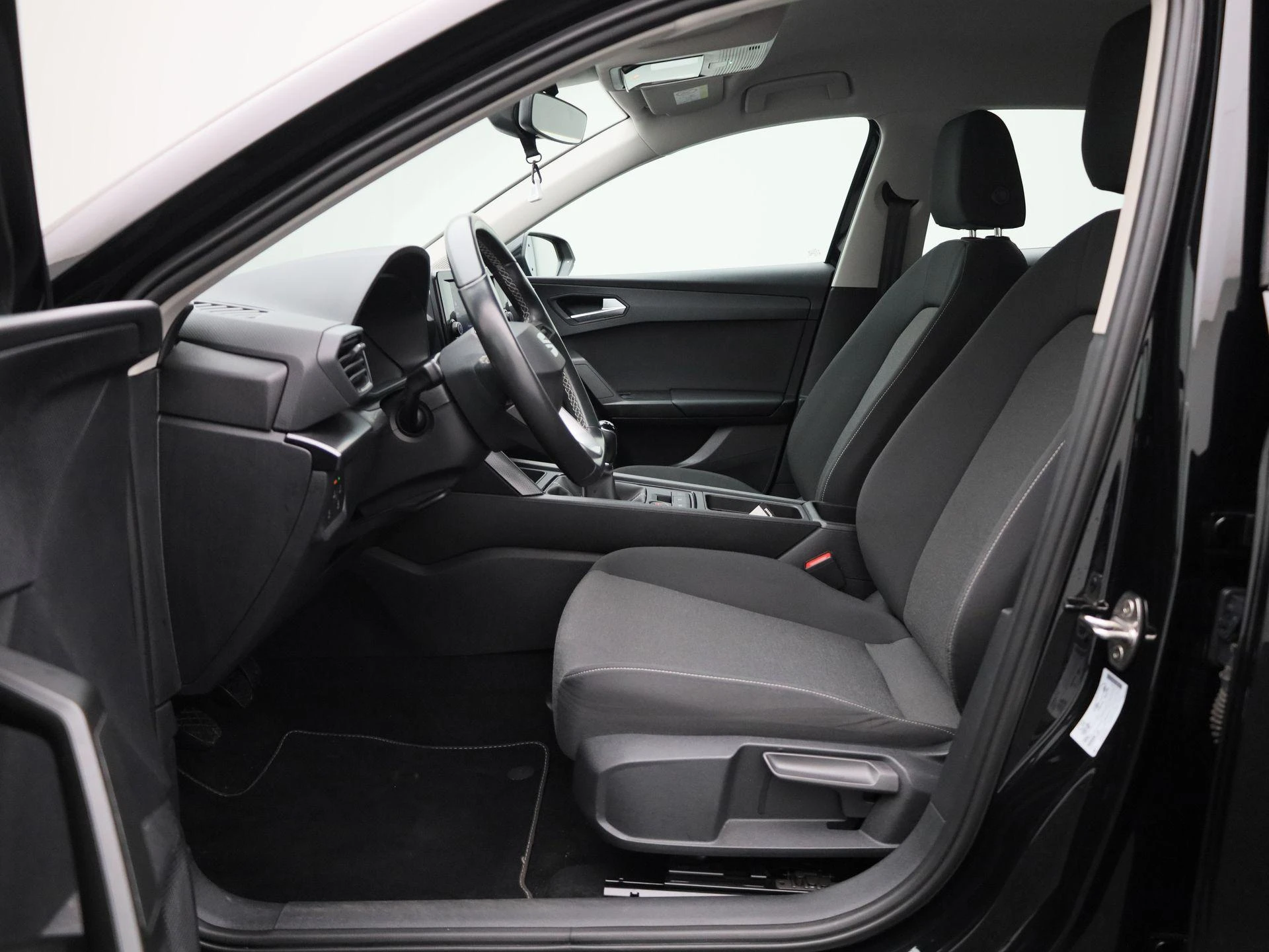 SEAT-Leon-image-12
