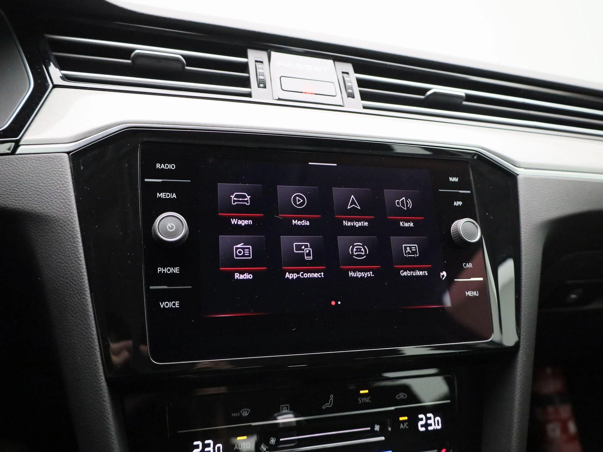 Volkswagen Passat Variant 2.0 TDI 90kW DSG Style Business Elektrische kofferklep | Camera | Adapt cruise