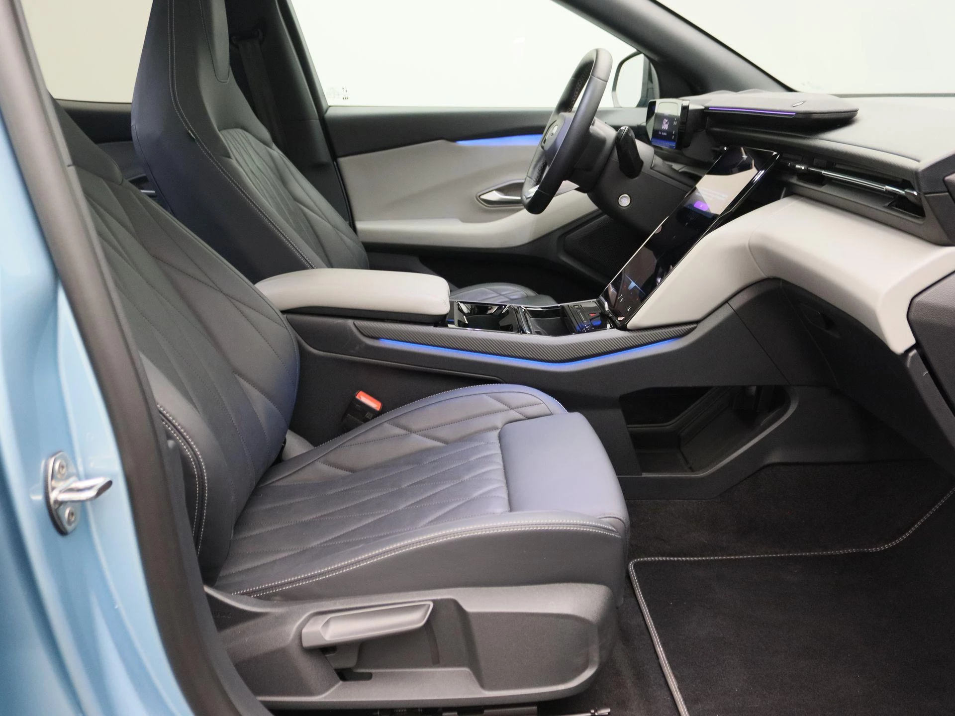 Ford-Explorer-image-25