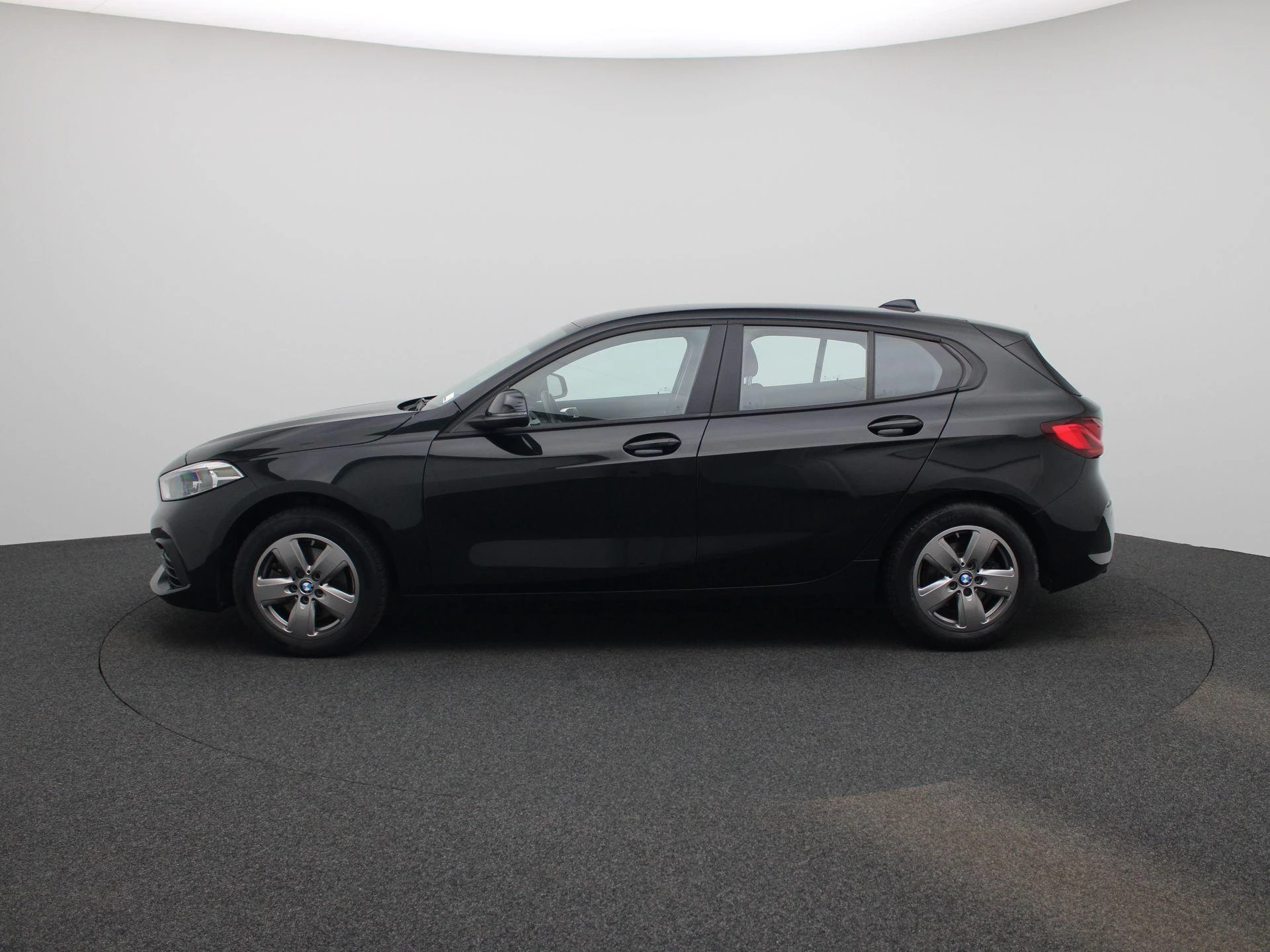 BMW Série 1 Hatch 116iA (80 kW)
