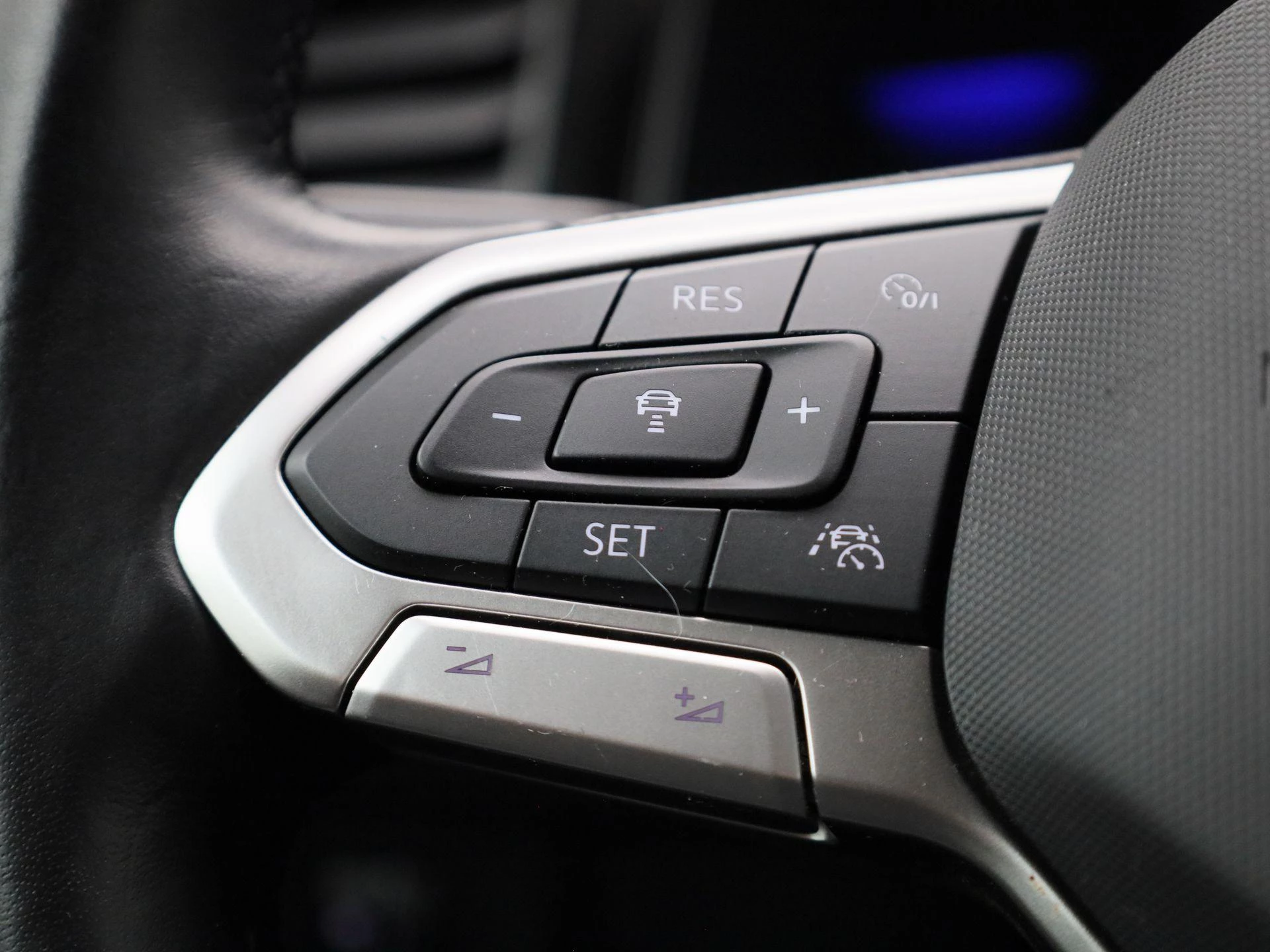 Volkswagen-Taigo-image-17