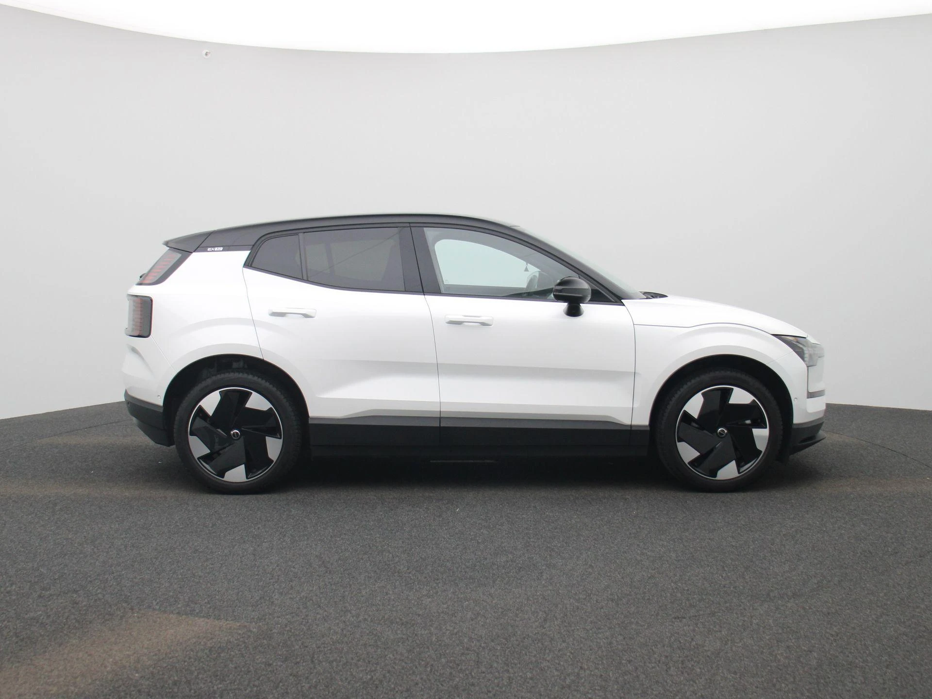 Volvo-EX30-image-5