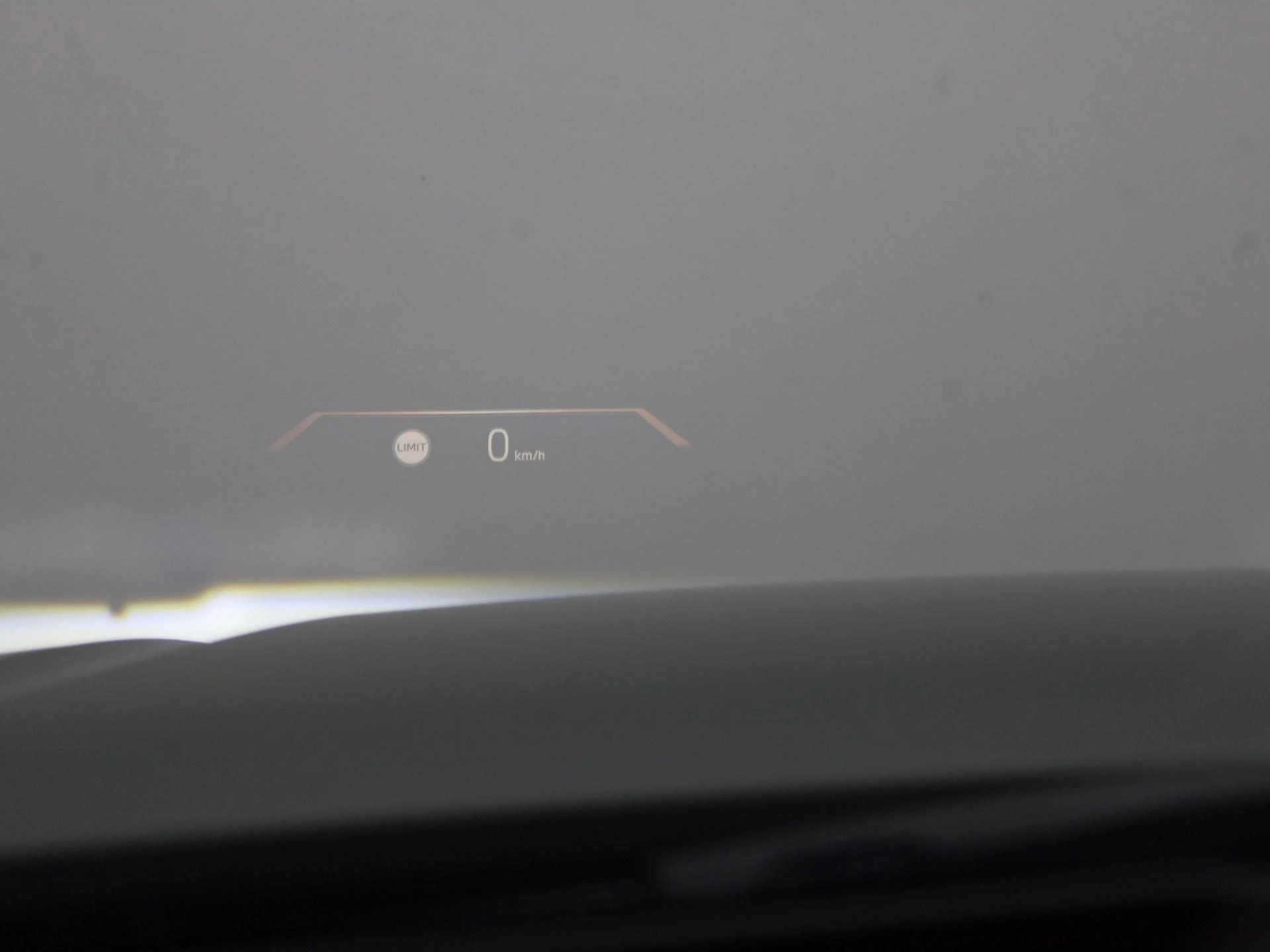 BMW-i4-image-29