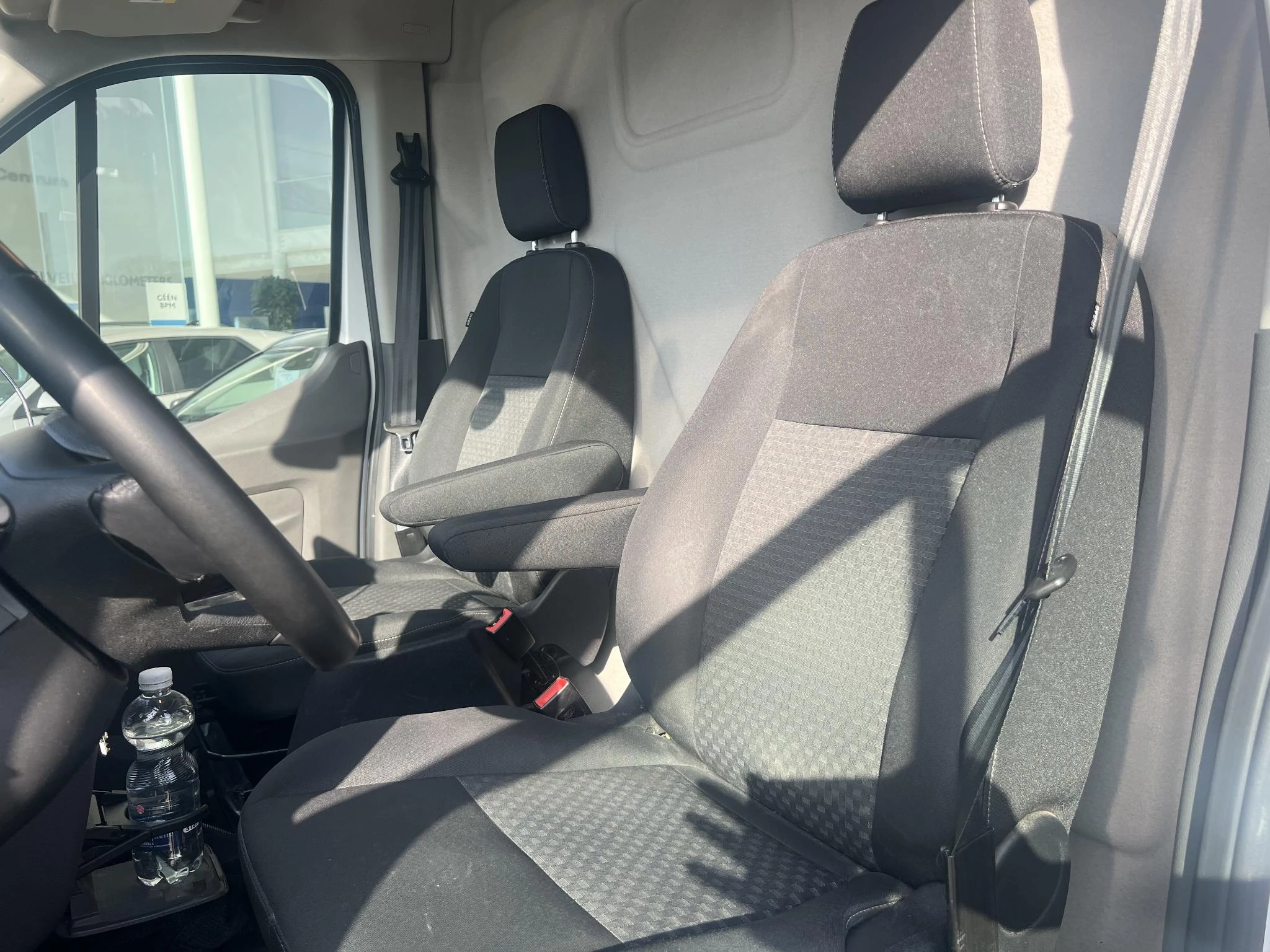 Ford-Transit-image-15