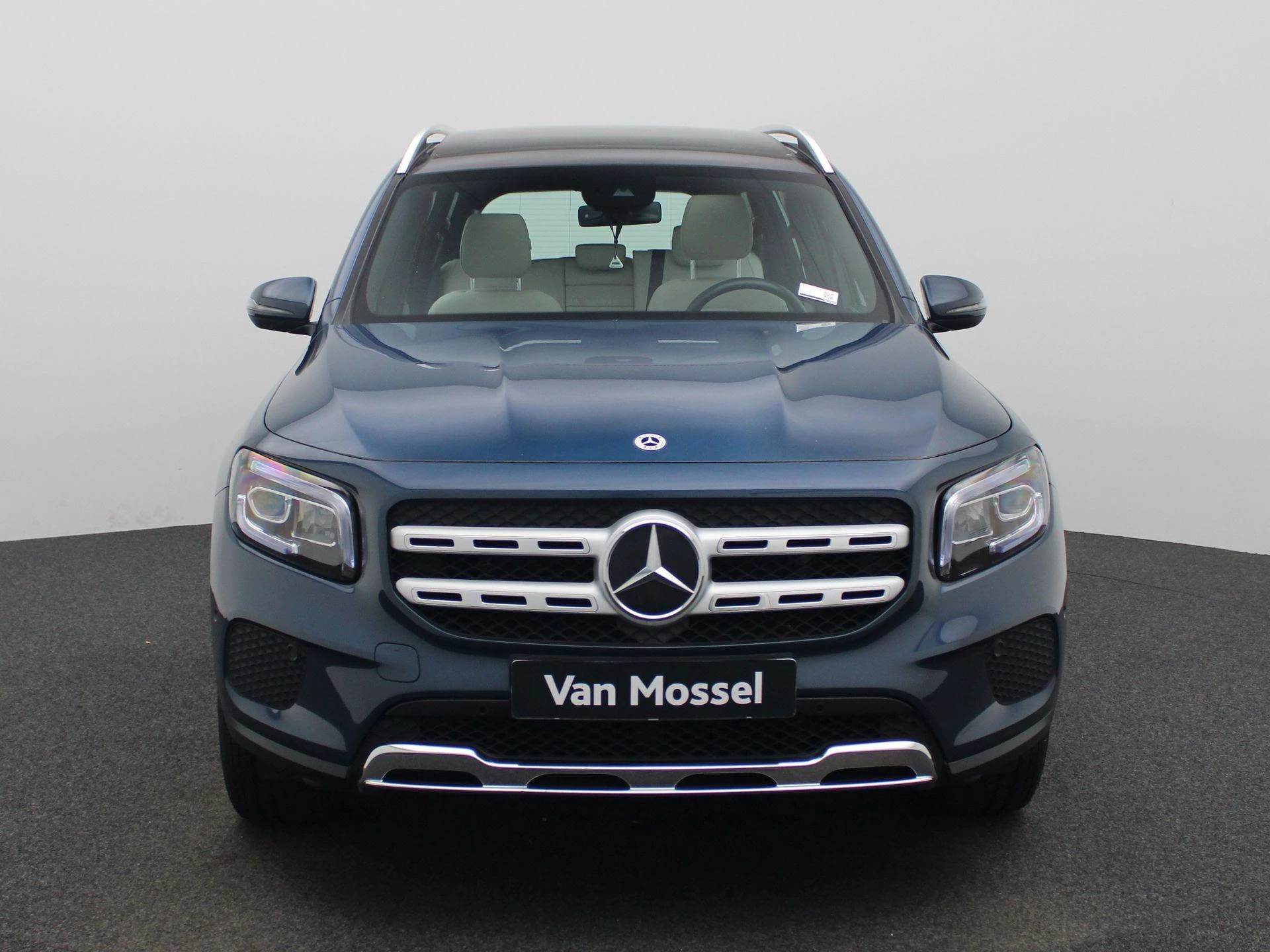 Mercedes-Benz GLB 200 LUXURY LINE + LEDER + PANO + 7-ZIT + CARPLAY +