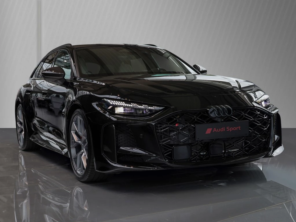 Audi RS5 Avant 470 kW tiptronic