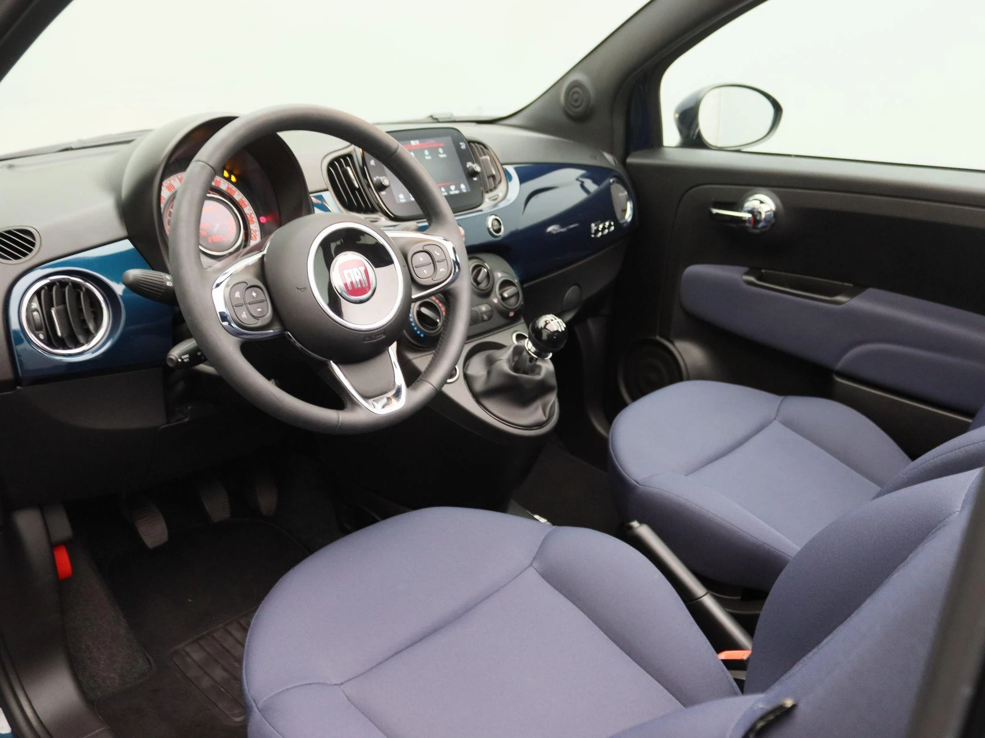 Fiat-500C-image-21