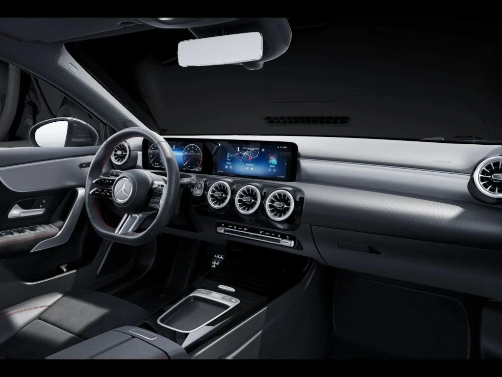 Mercedes-Benz-A-Klasse 200-image-12