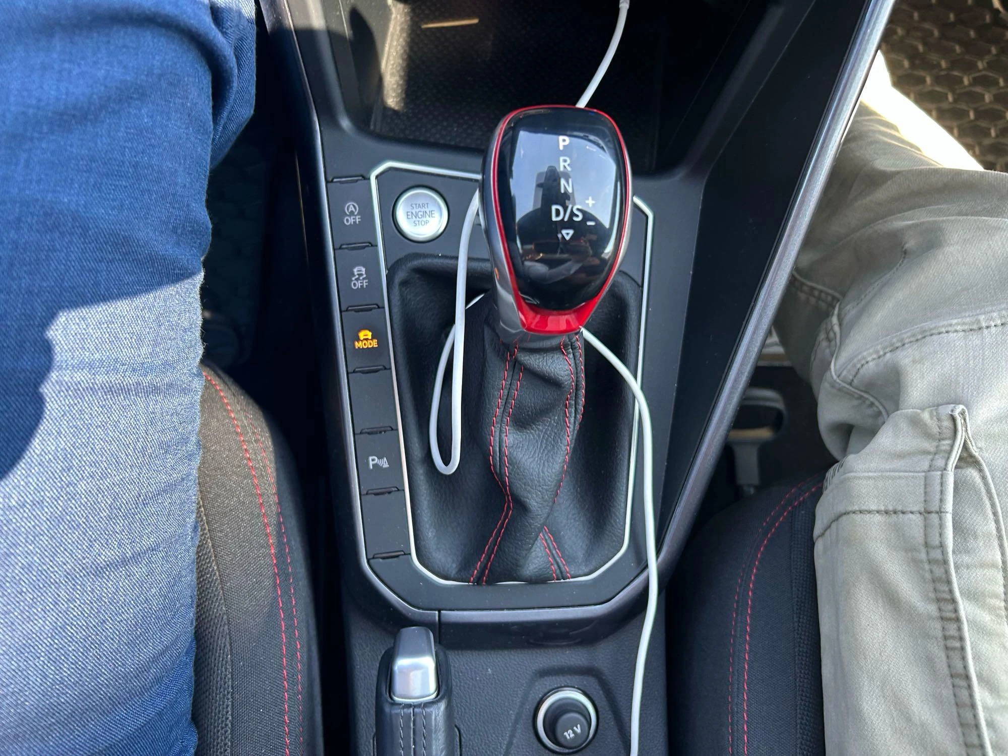 Volkswagen-Polo-image-12